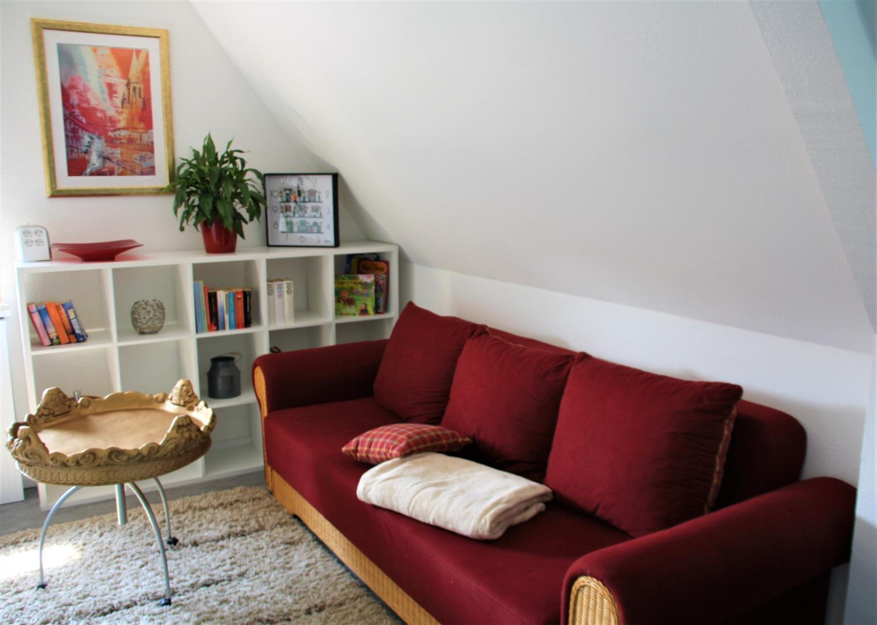 One-Bedroom Apartment photo 1
