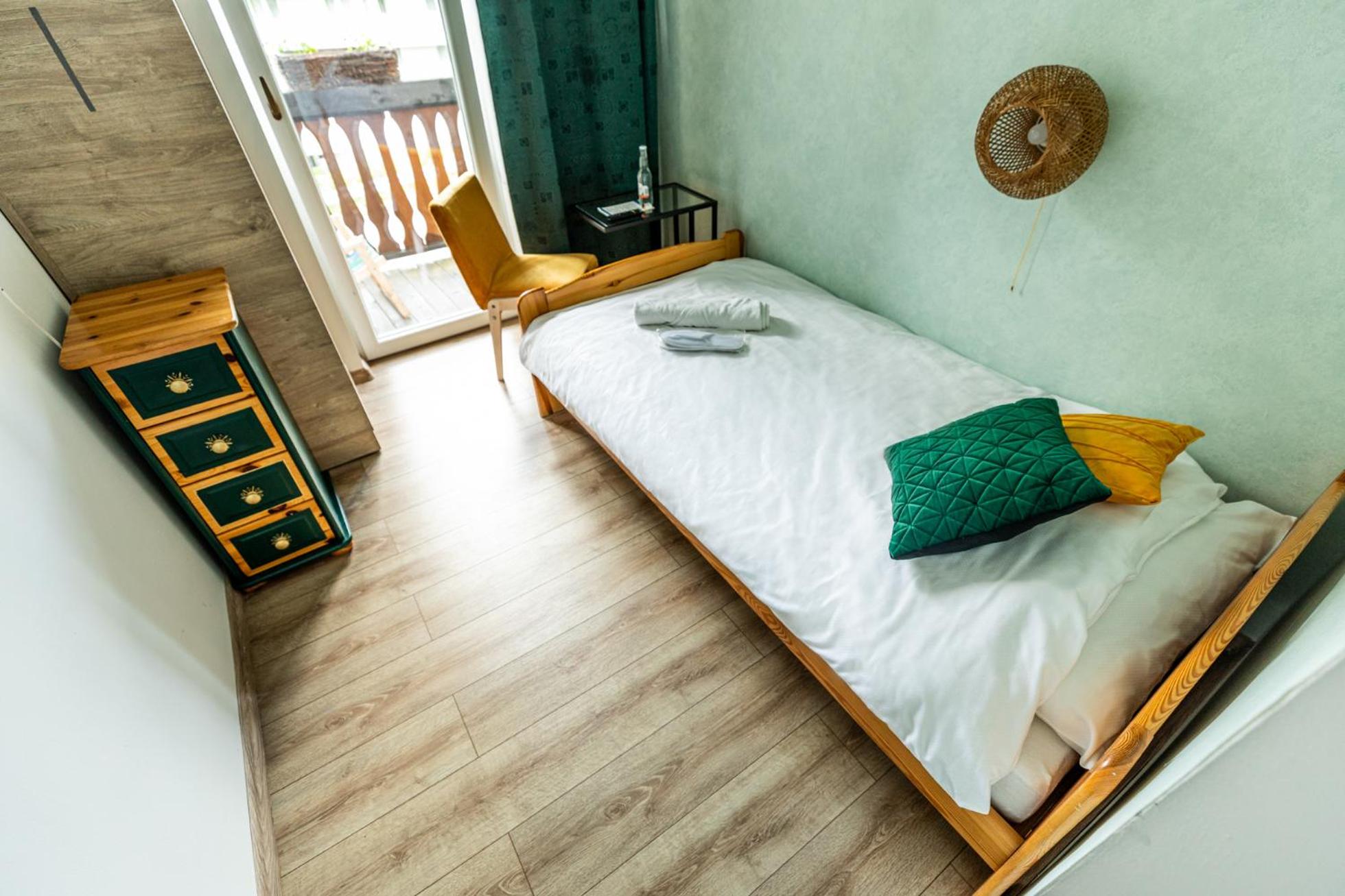 Single Room with Balcony photo 1