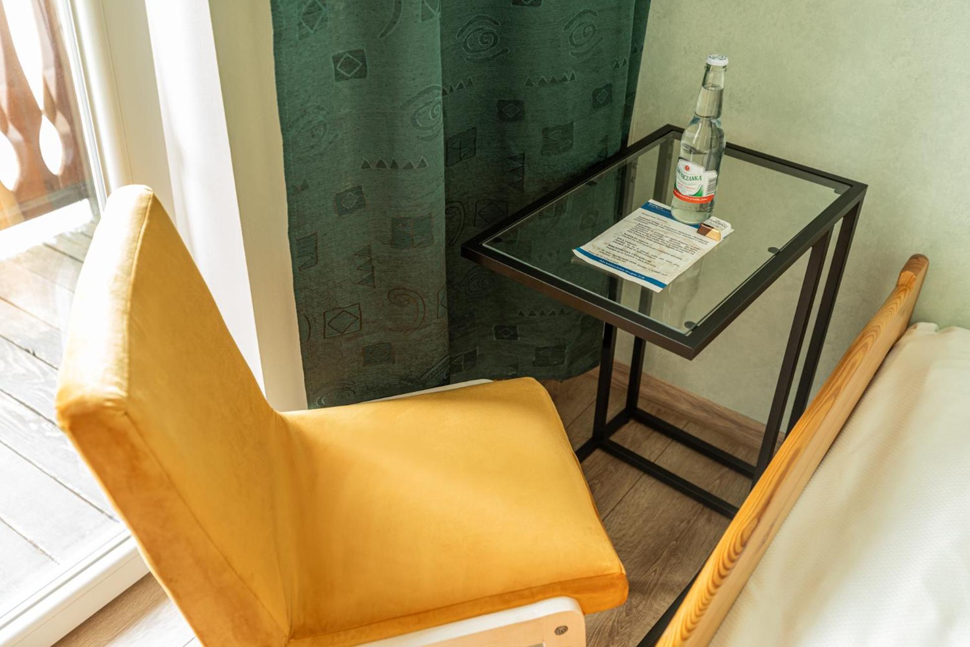 Single Room with Balcony photo 2