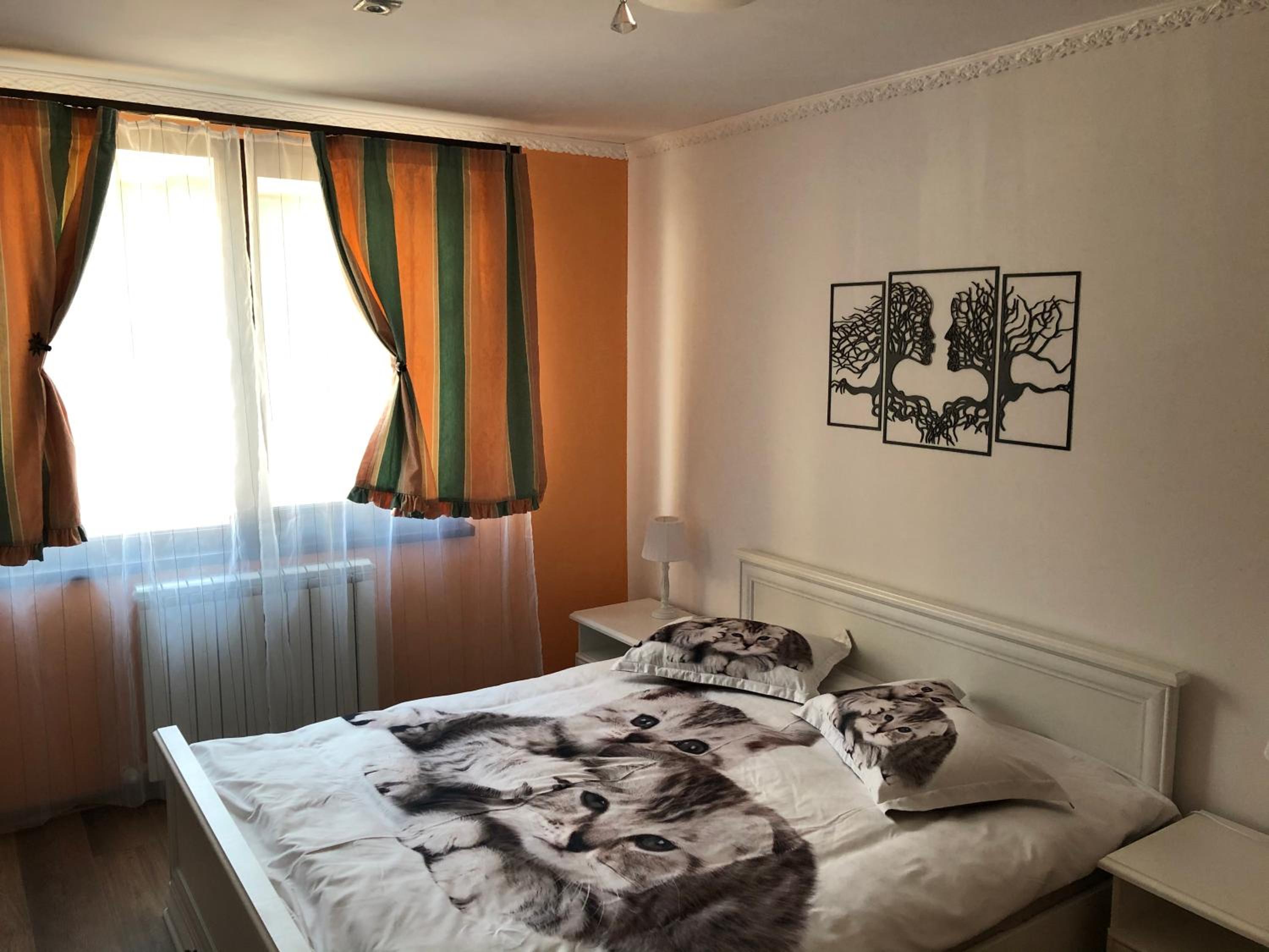 One-Bedroom Apartment - Photo 9