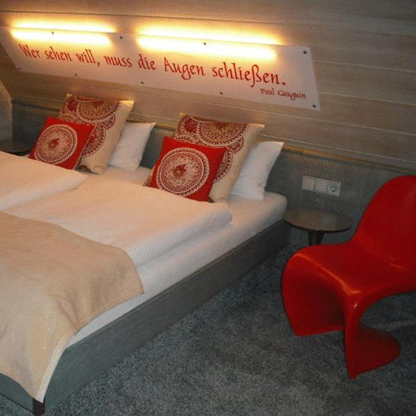 Double Room - Photo 10
