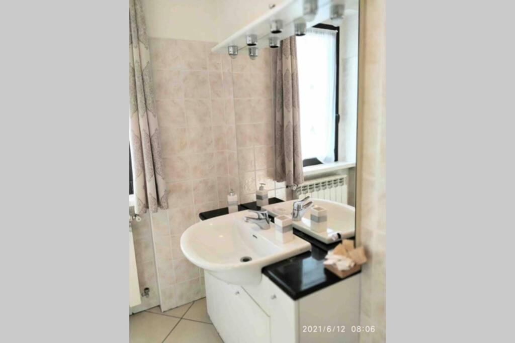 One-Bedroom Apartment - Photo 16