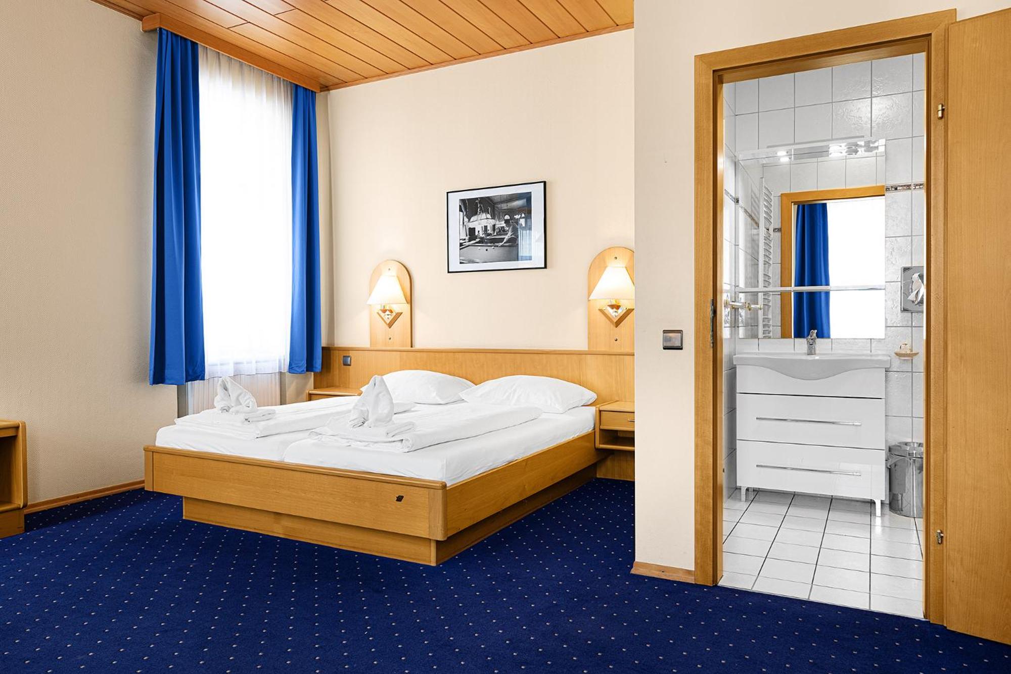 Double or Twin Room with Private Bathroom