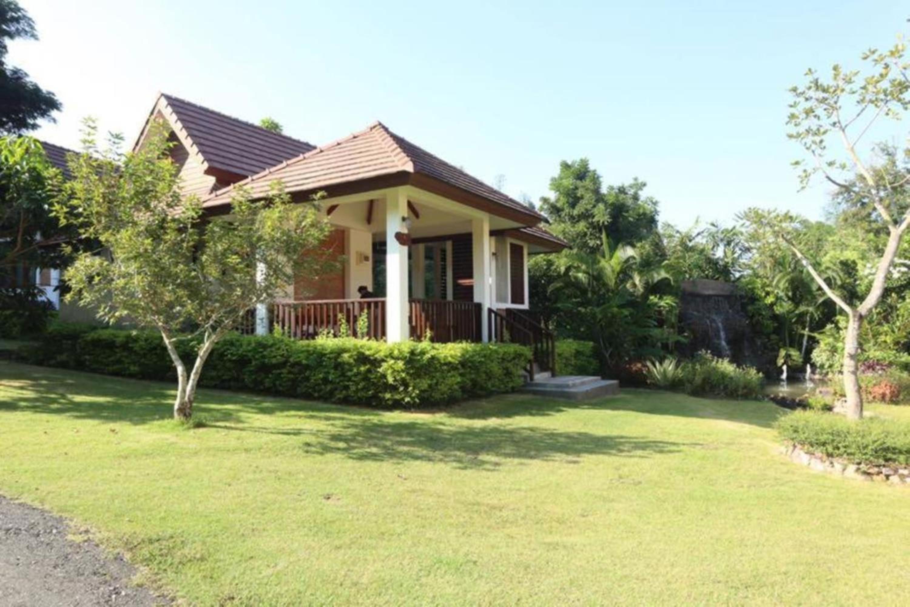 Villa photo 1
