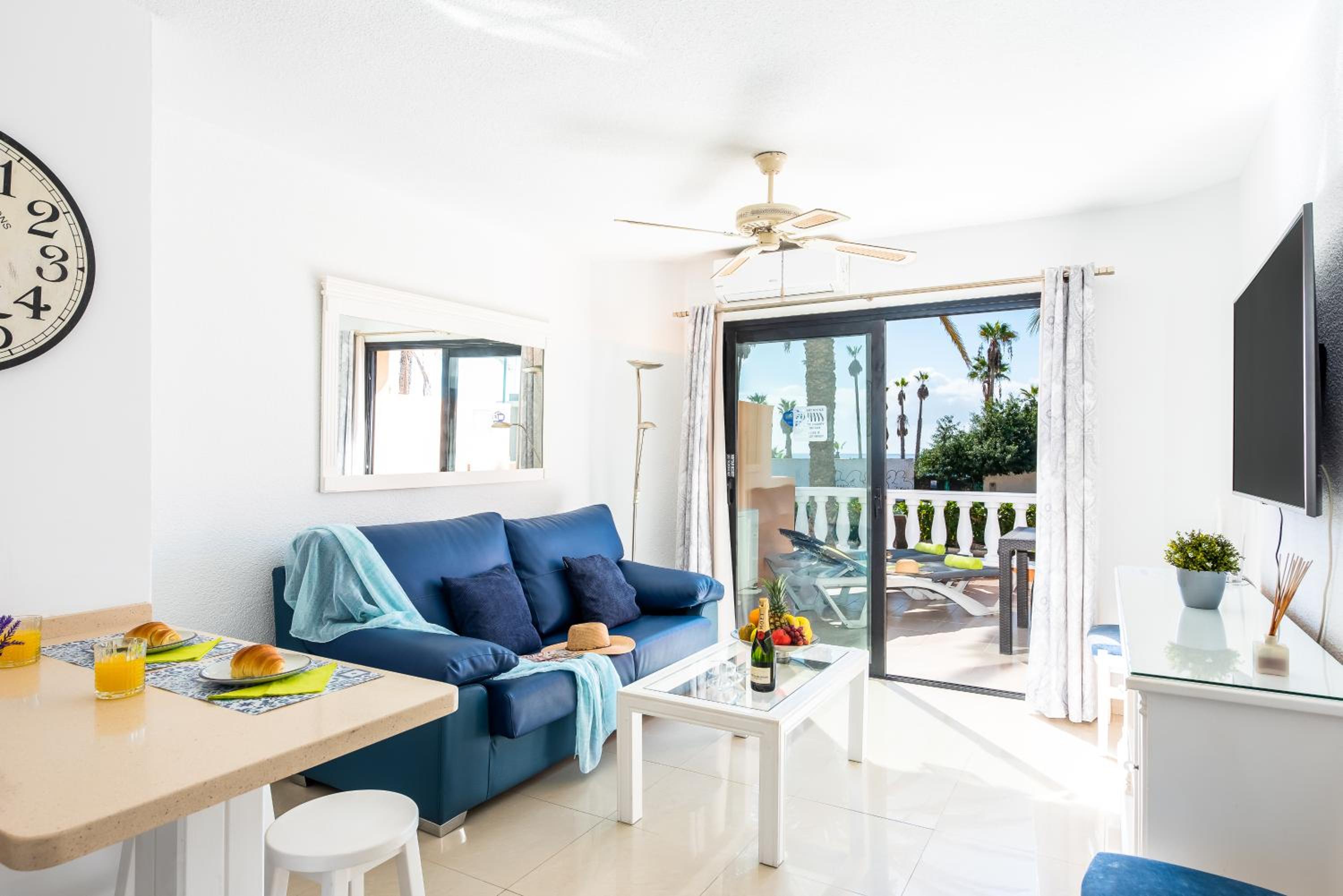 Estudio con terraza