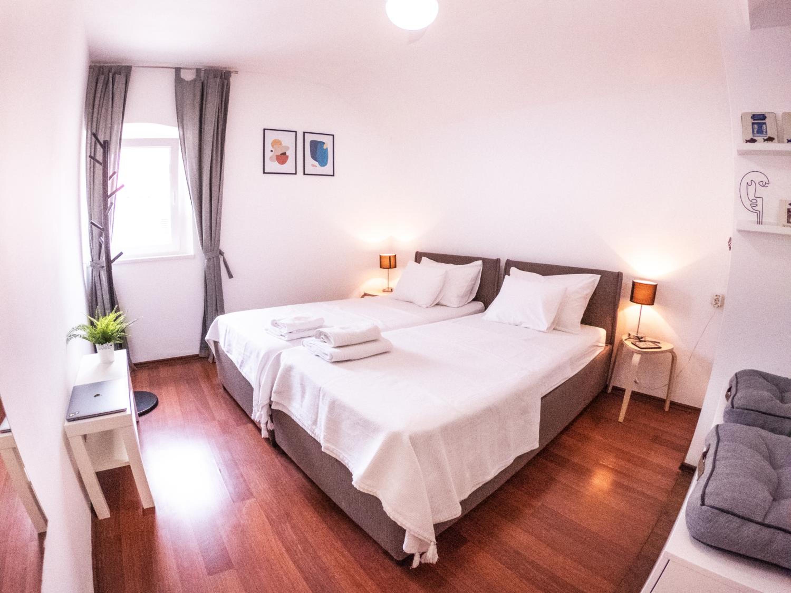Two-Bedroom Apartment with Sea View (4 Adults) photo 1