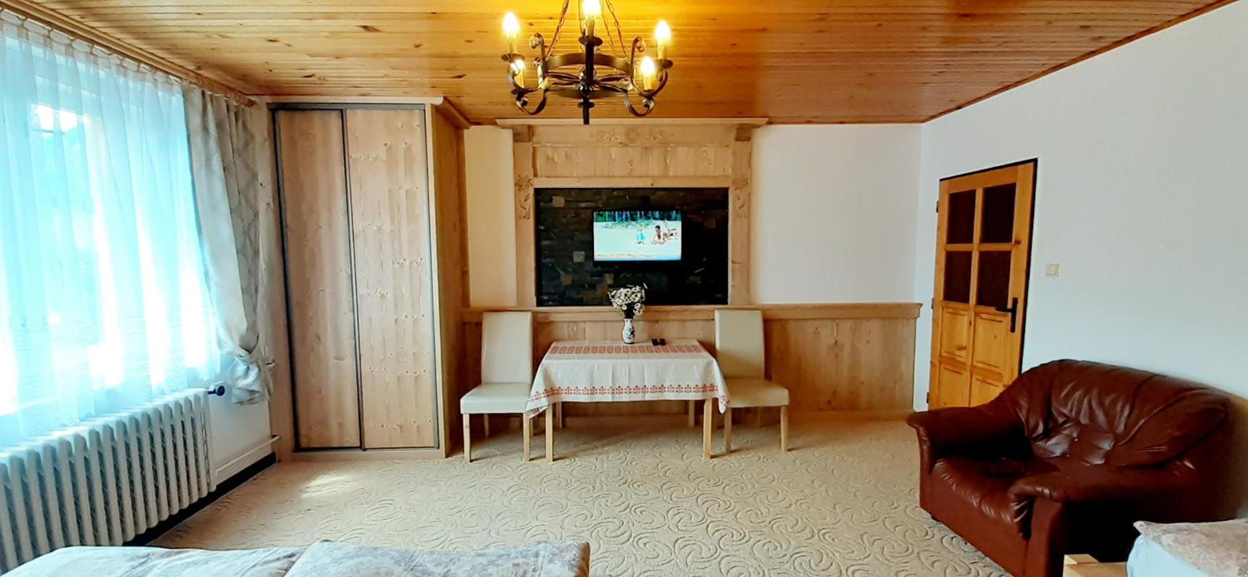 Three-Bedroom Apartment photo 2