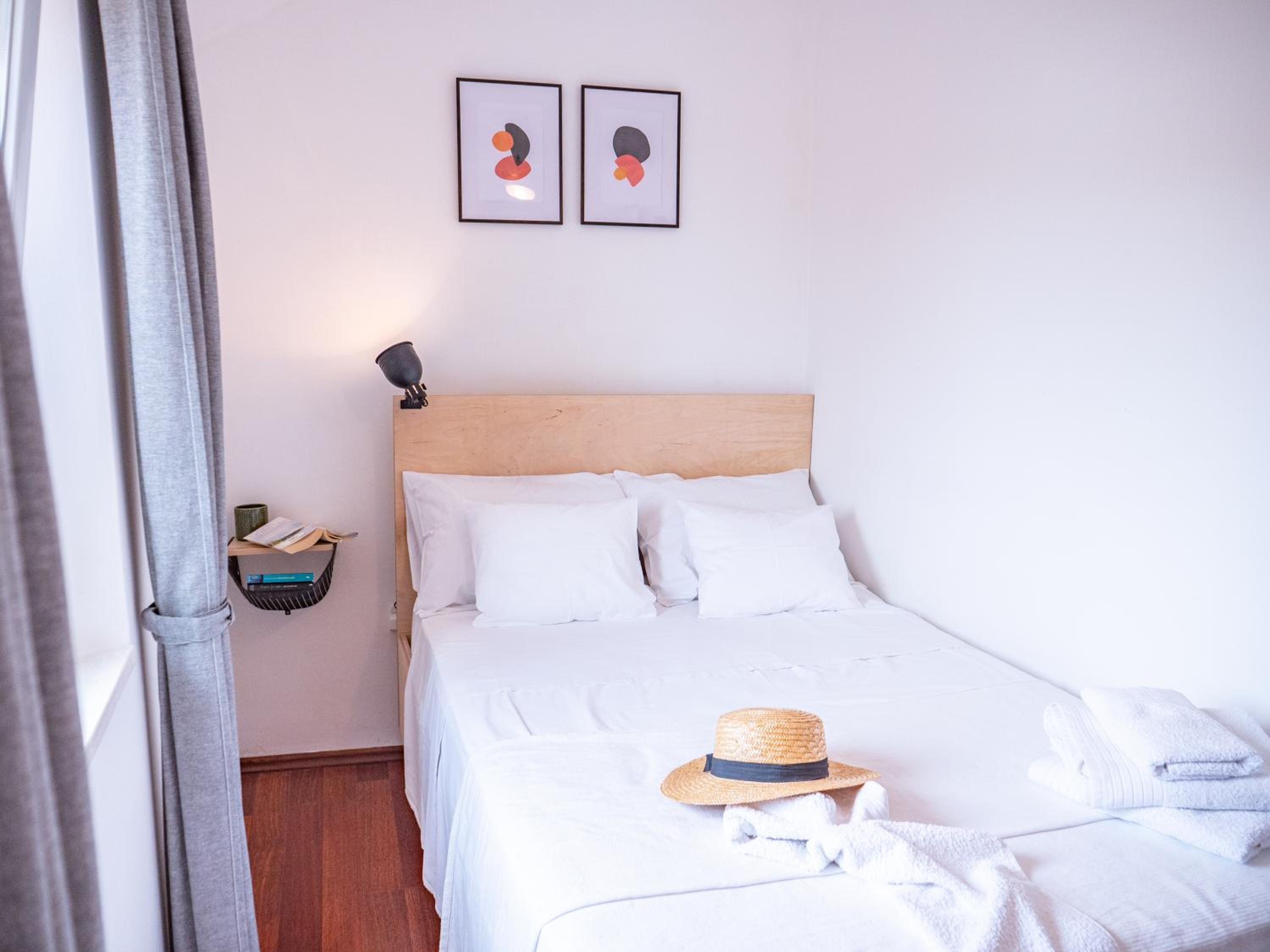 Two-Bedroom Apartment with Sea View (4 Adults) photo 2