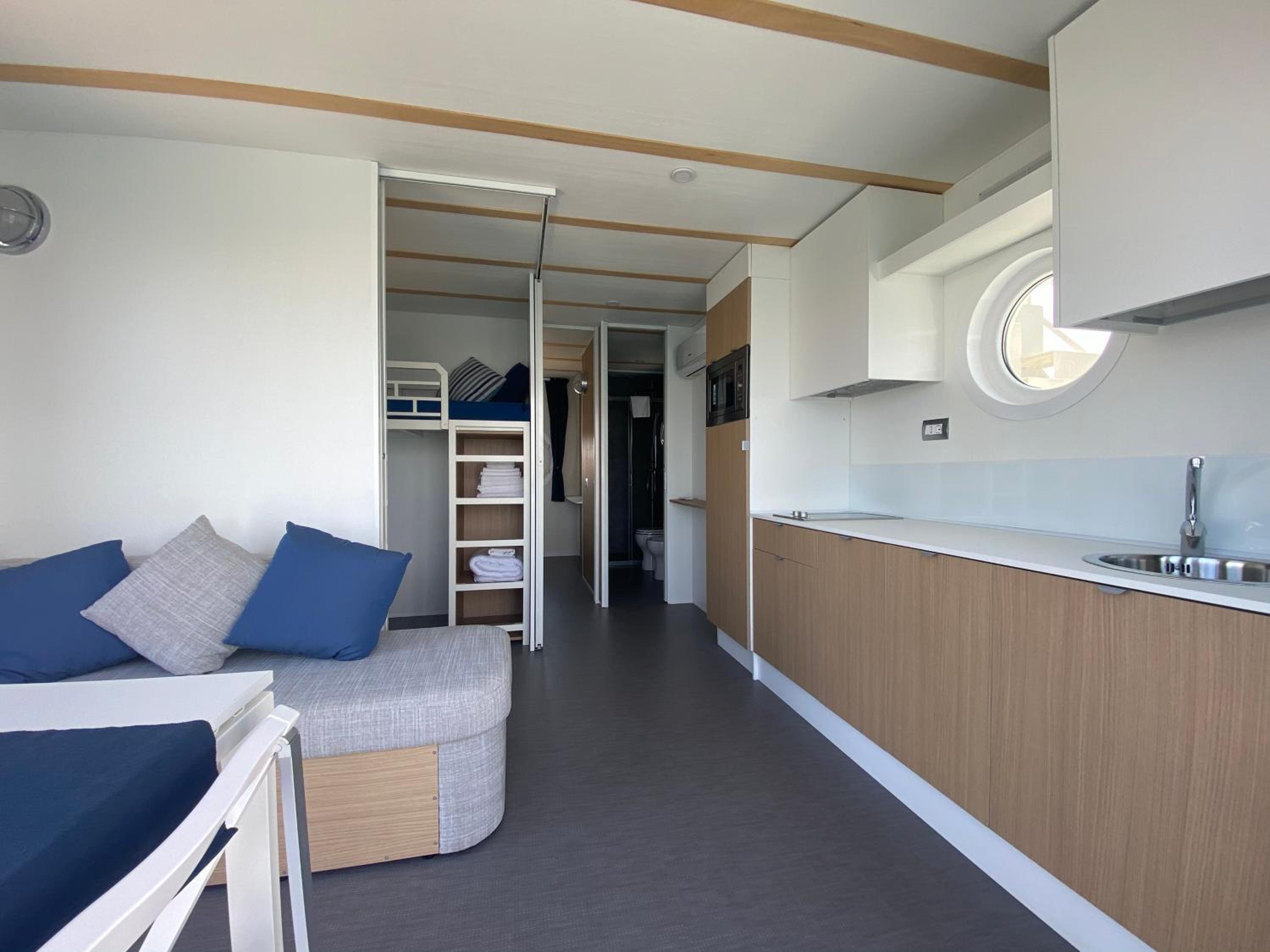 Mobile Home - Photo 47