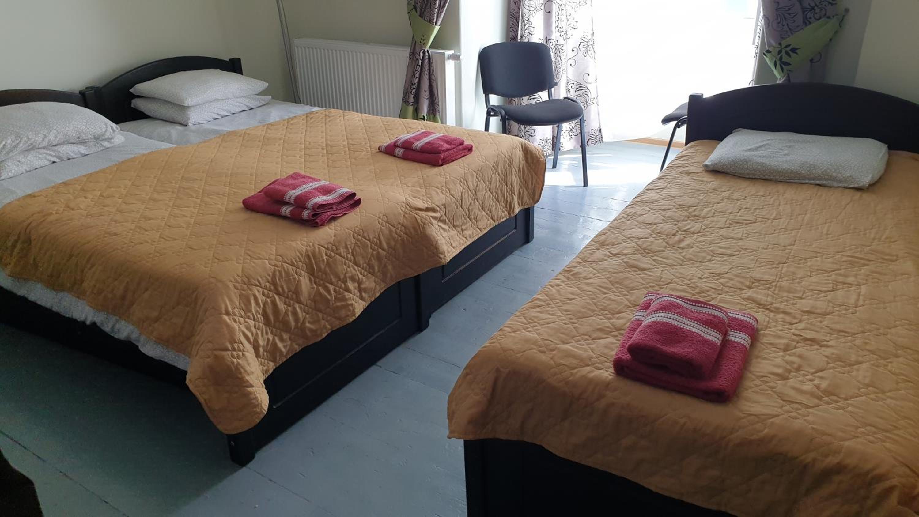 Quintuple Room with Shared Bathroom