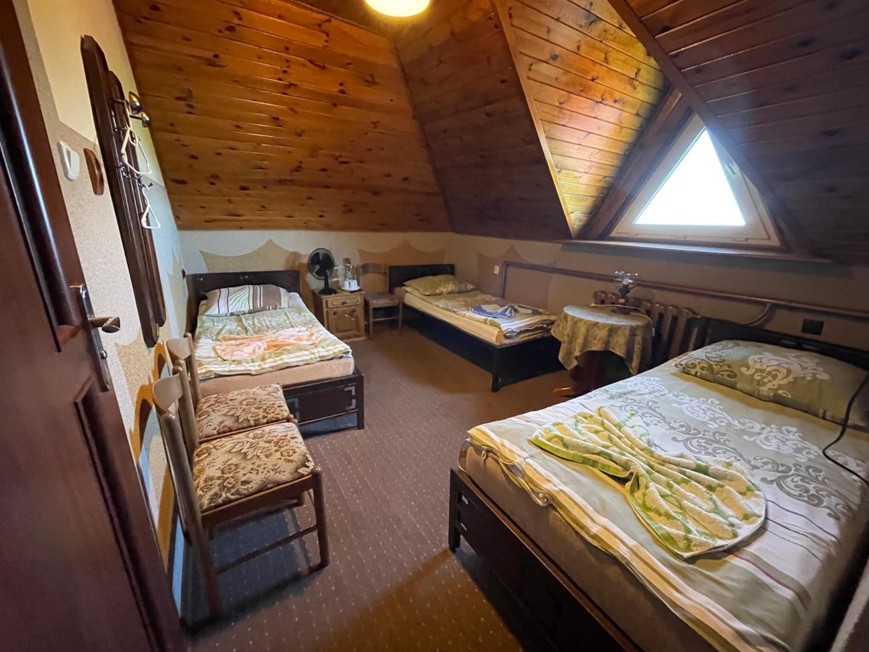 Classic Triple Room - Photo 3
