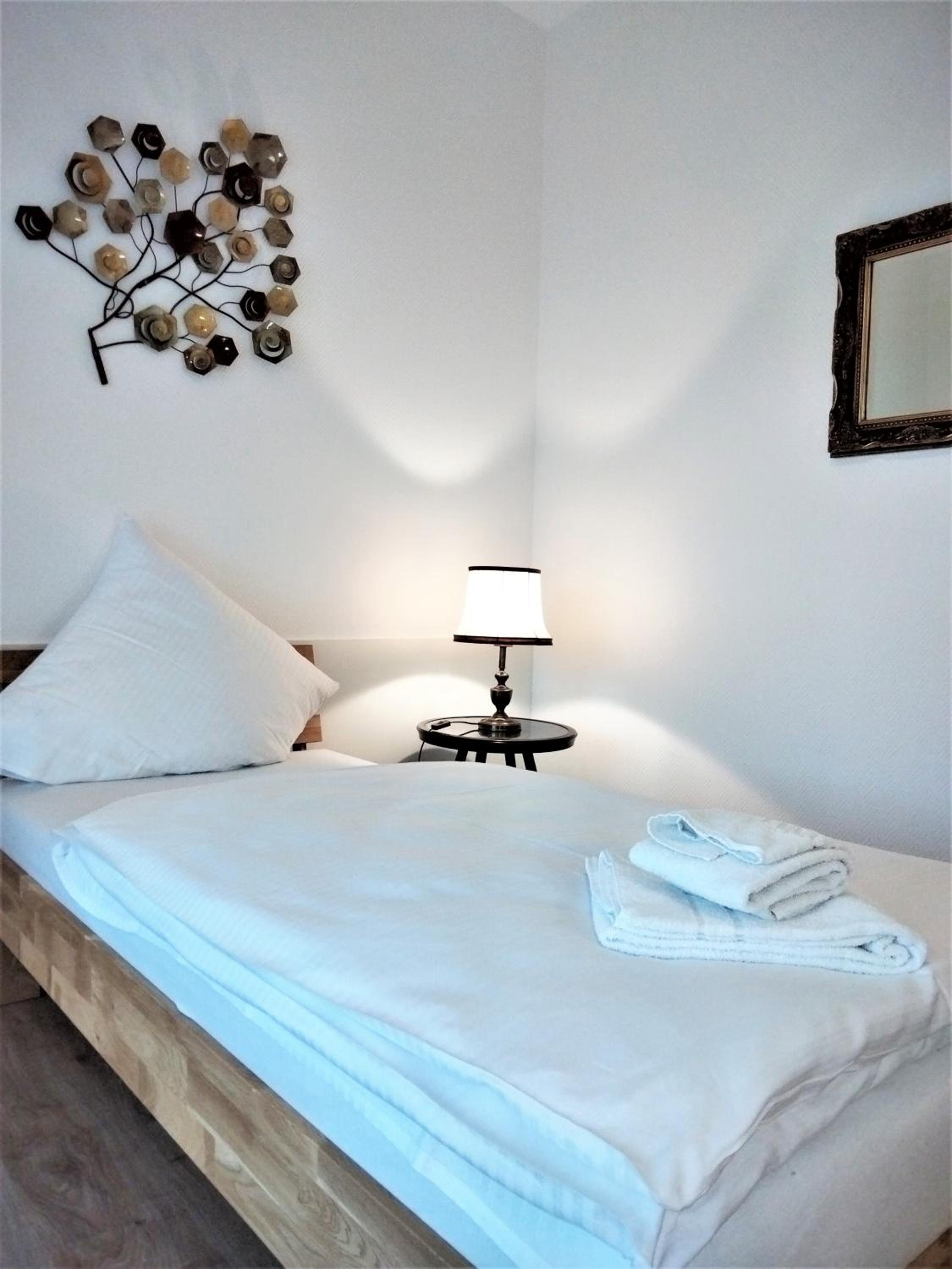 Deluxe Einzelzimmer mit und ohne Klimaanlage (Check-In max. 20h/08:00p.m.) photo 1