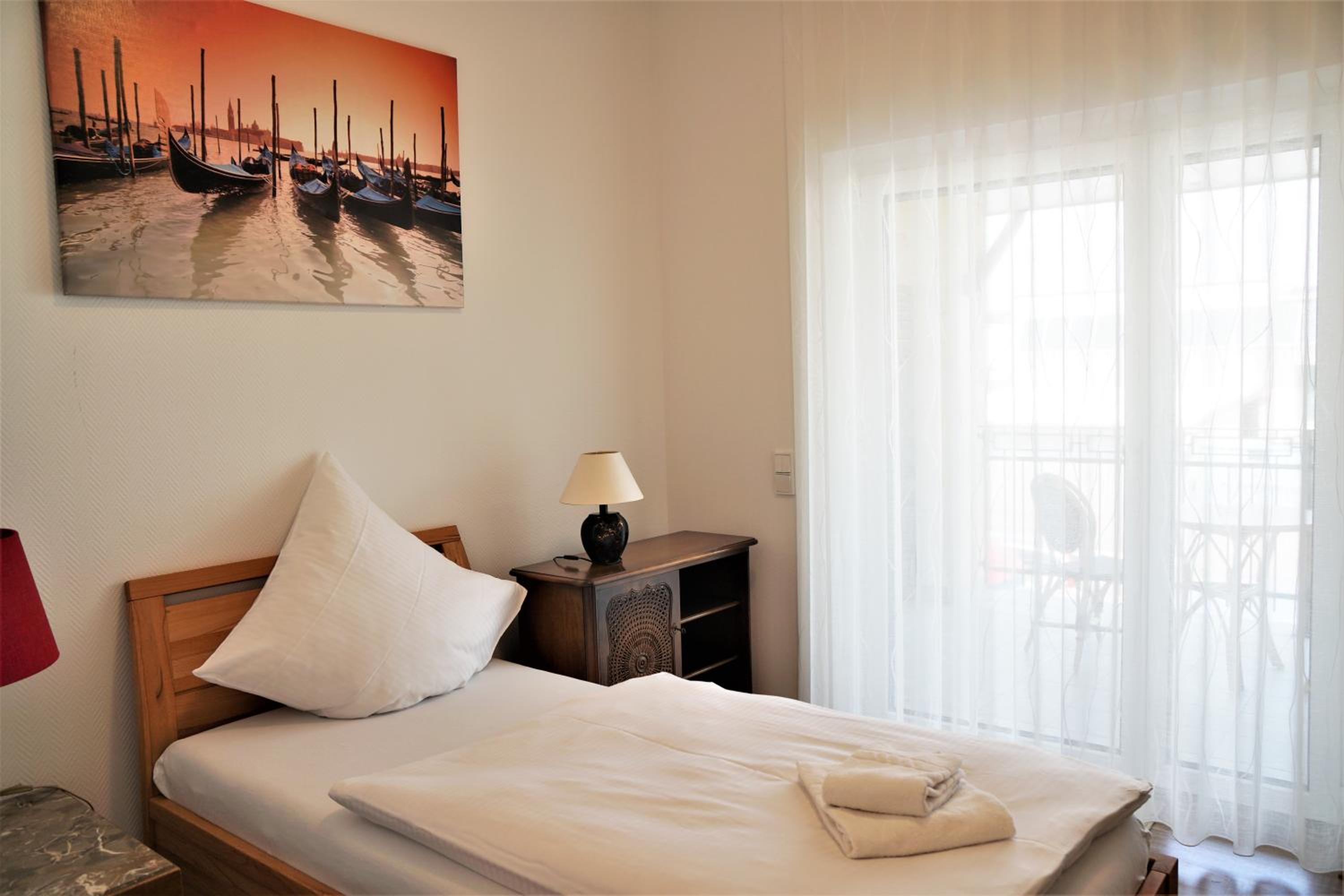 Deluxe Einzelzimmer mit und ohne Klimaanlage (Check-In max. 20h/08:00p.m.) photo 2