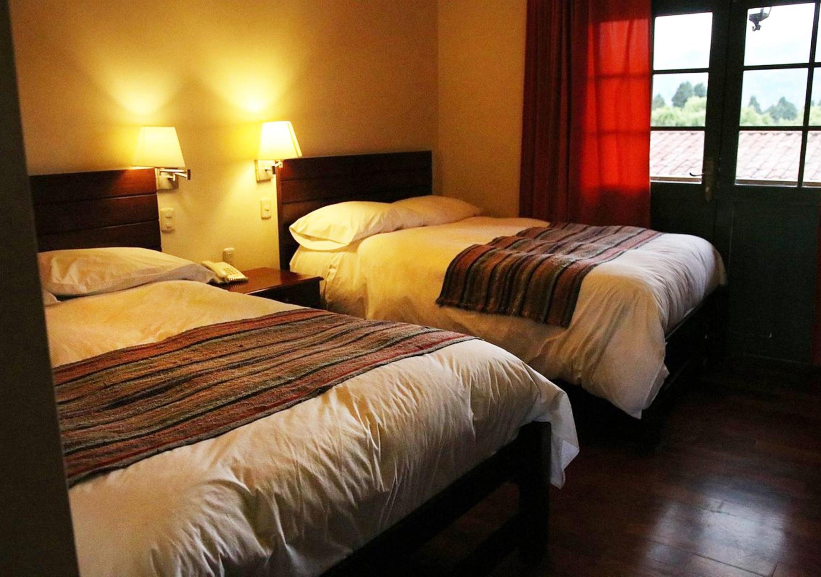 Standard Twin Room photo 3