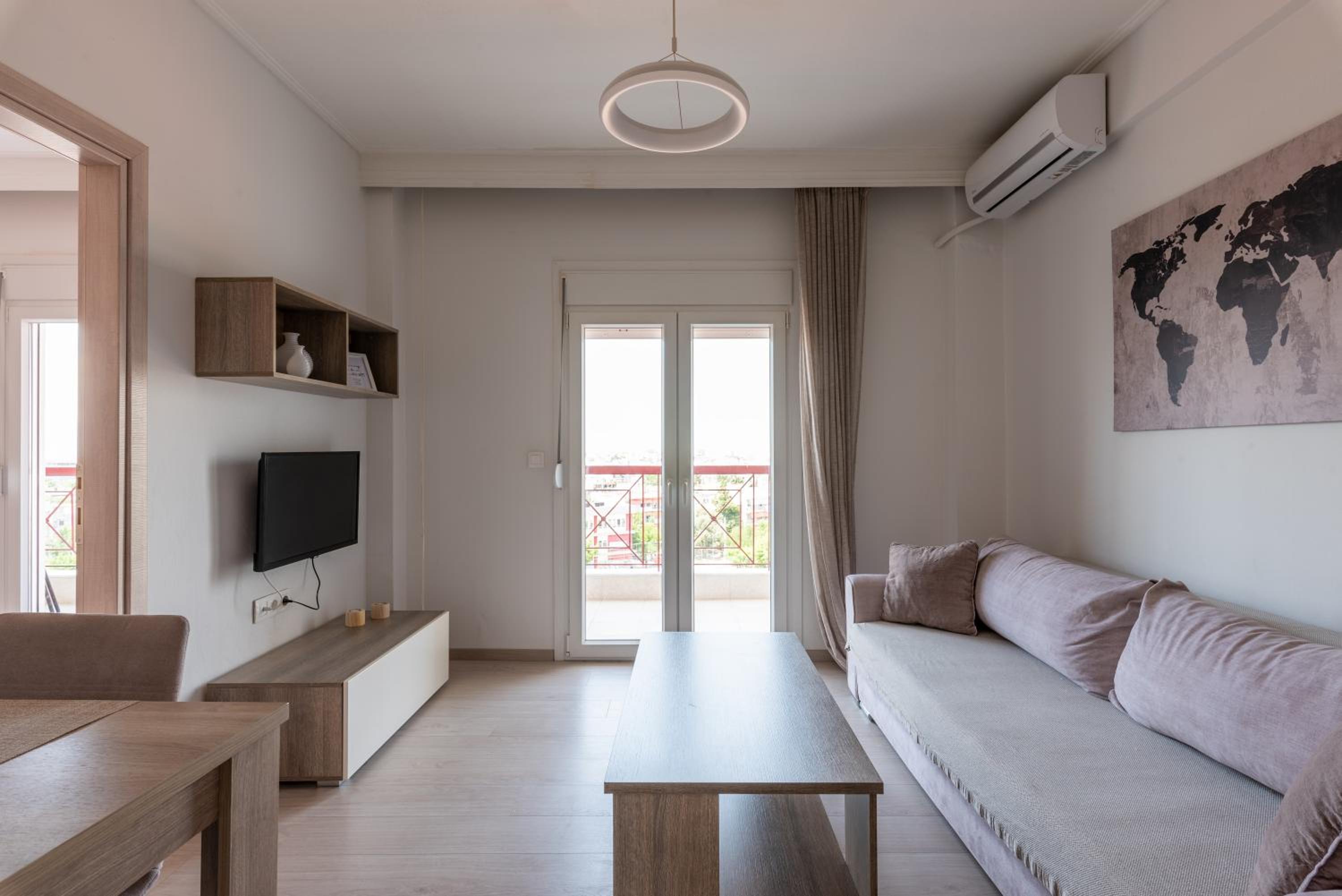 One-Bedroom Apartment - Photo 12