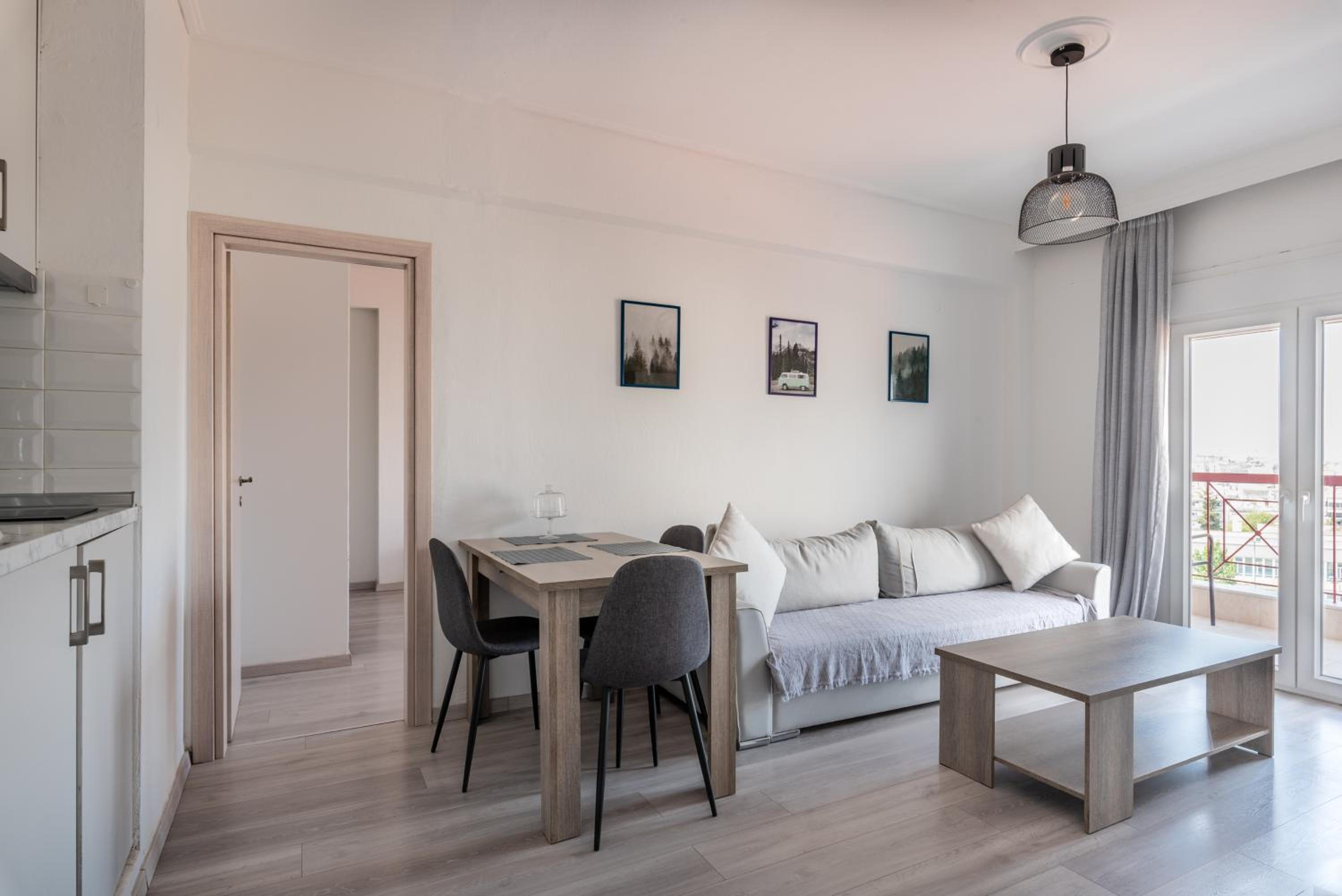 One-Bedroom Apartment