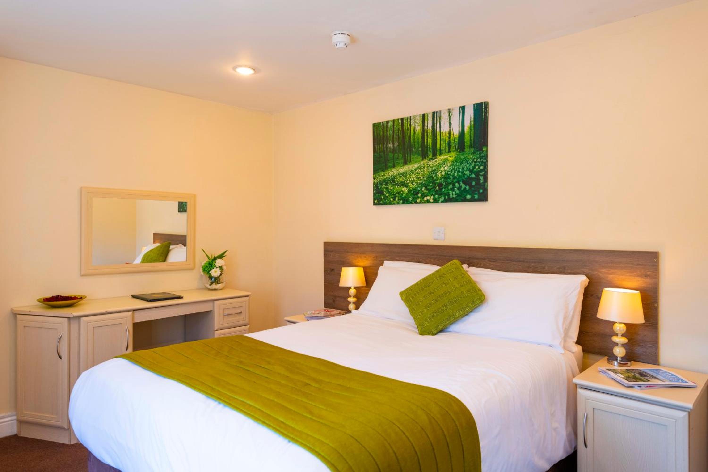 Standard Double Room - Photo 2