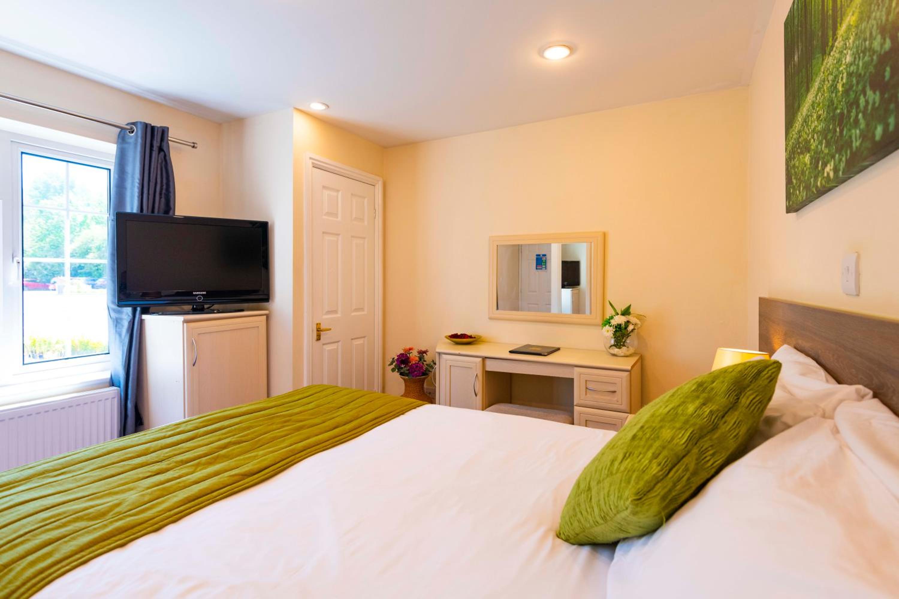 Standard Double Room - Photo 5