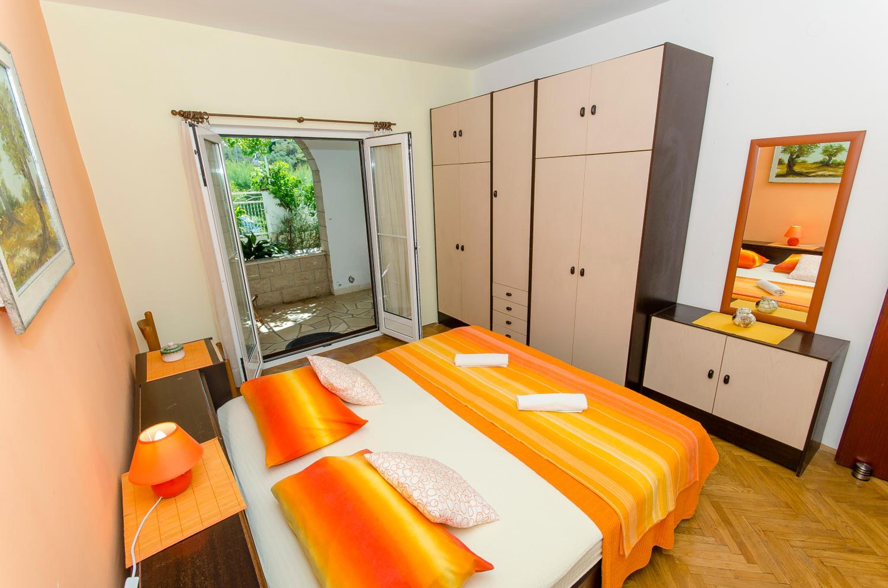 Ground Floor Apartment with Sea View photo 1
