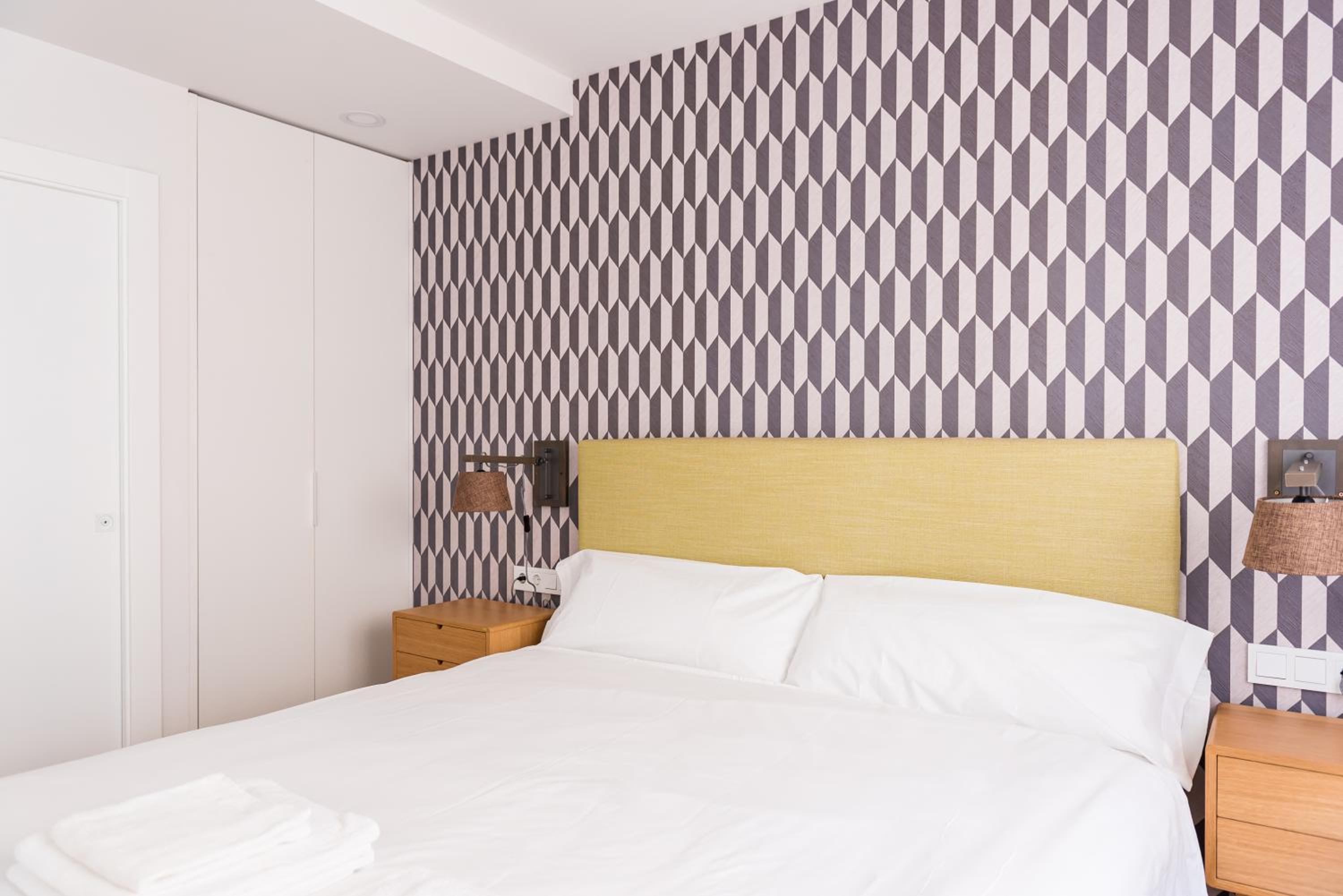 Two-Bedroom Apartment - Photo 20