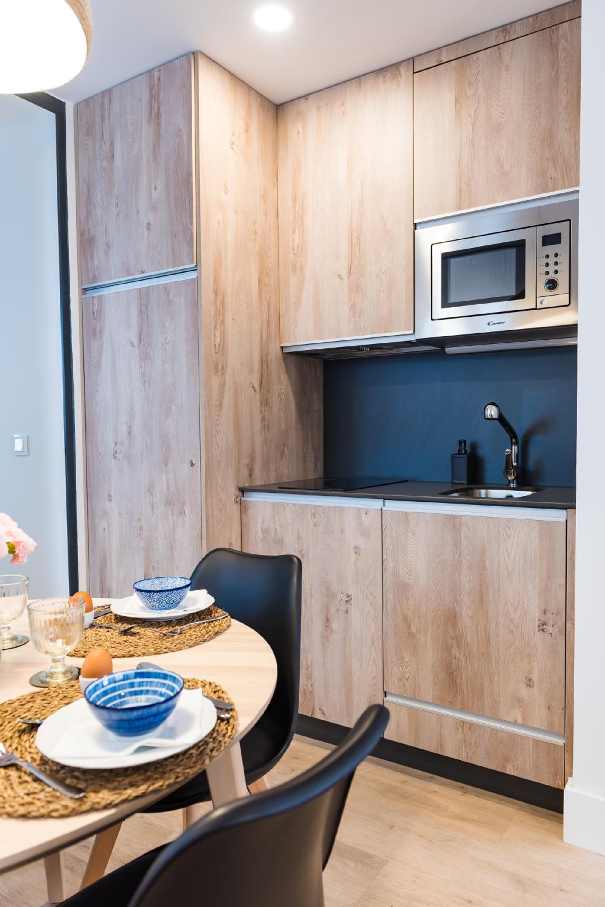 Two-Bedroom Apartment - Photo 19