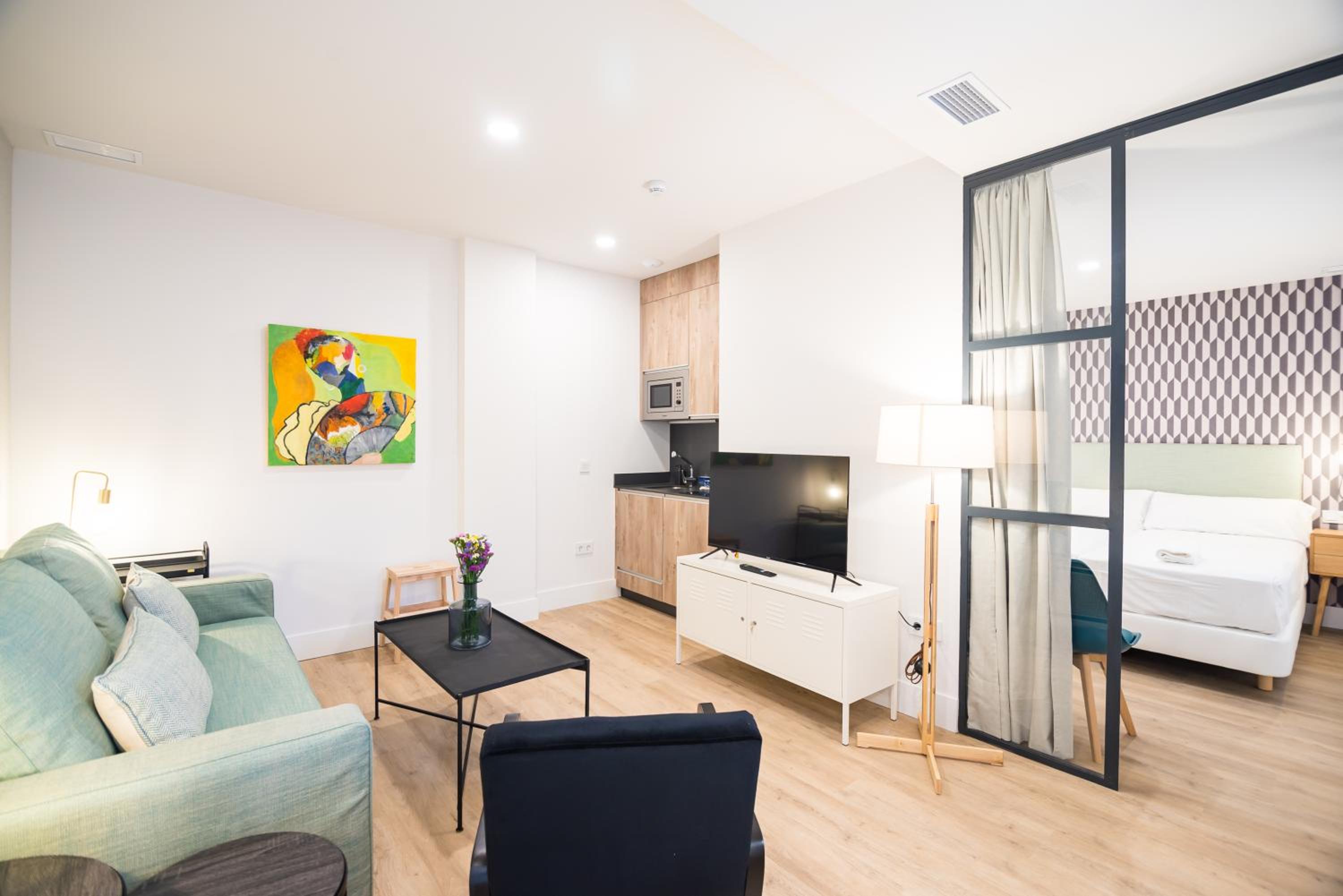 Two-Bedroom Apartment - Photo 29
