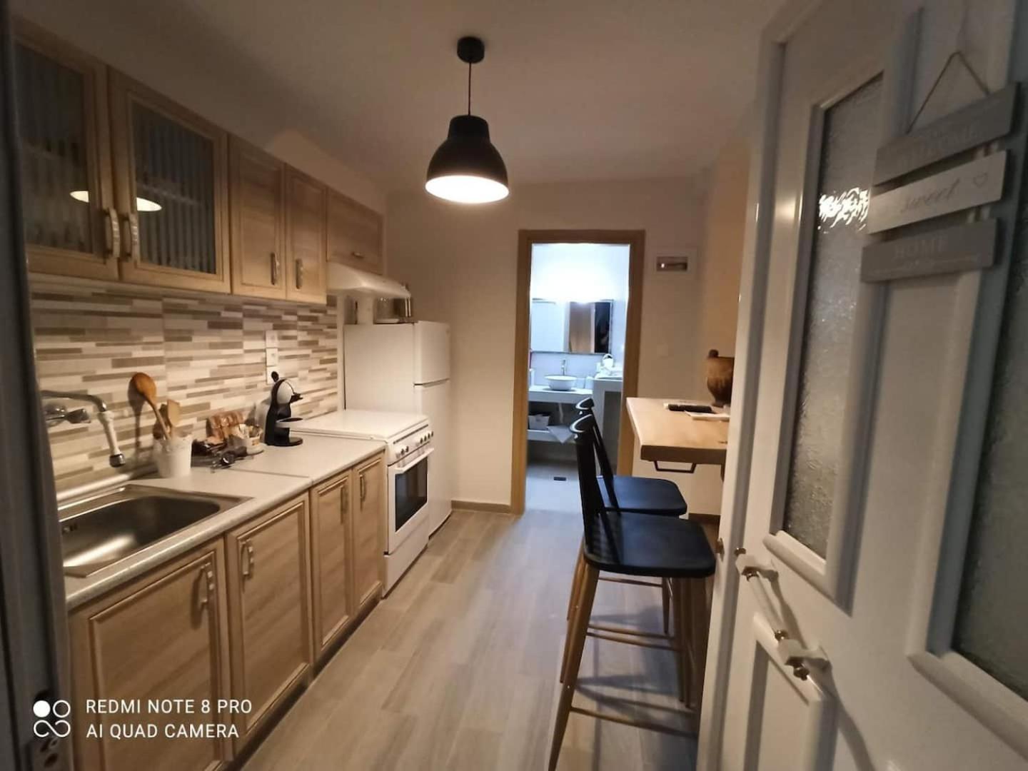 One-Bedroom House - Photo 35