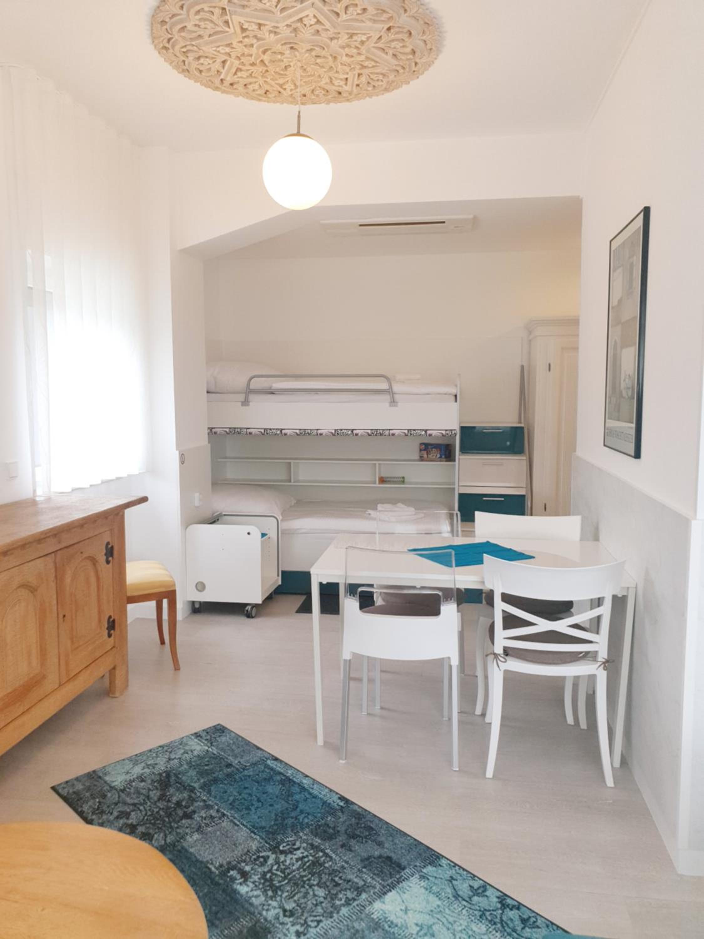 Familienzimmer mit und ohne Klimaanlage (Check-In max. 20h/08:00p.m.) - Photo 9