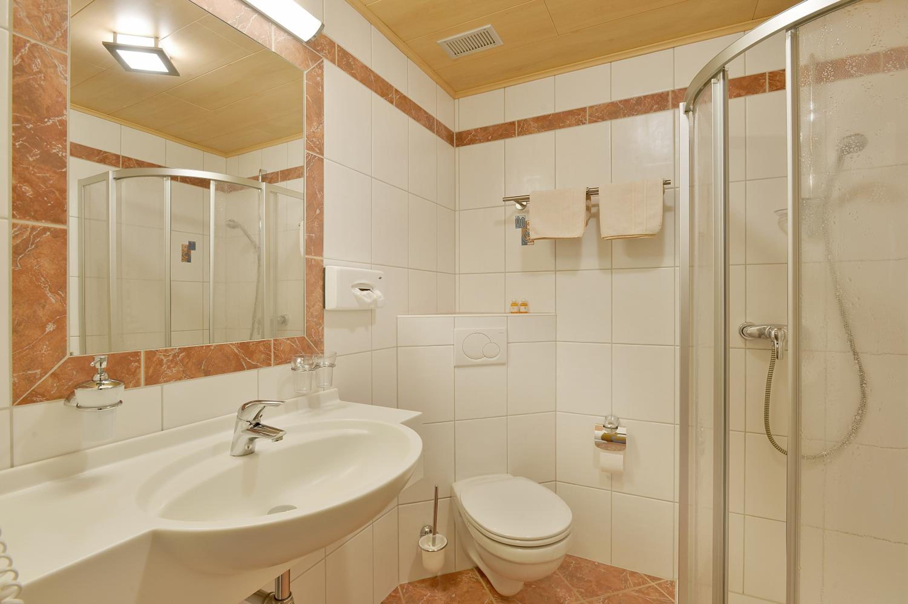 Double Room With Balcony photo 2