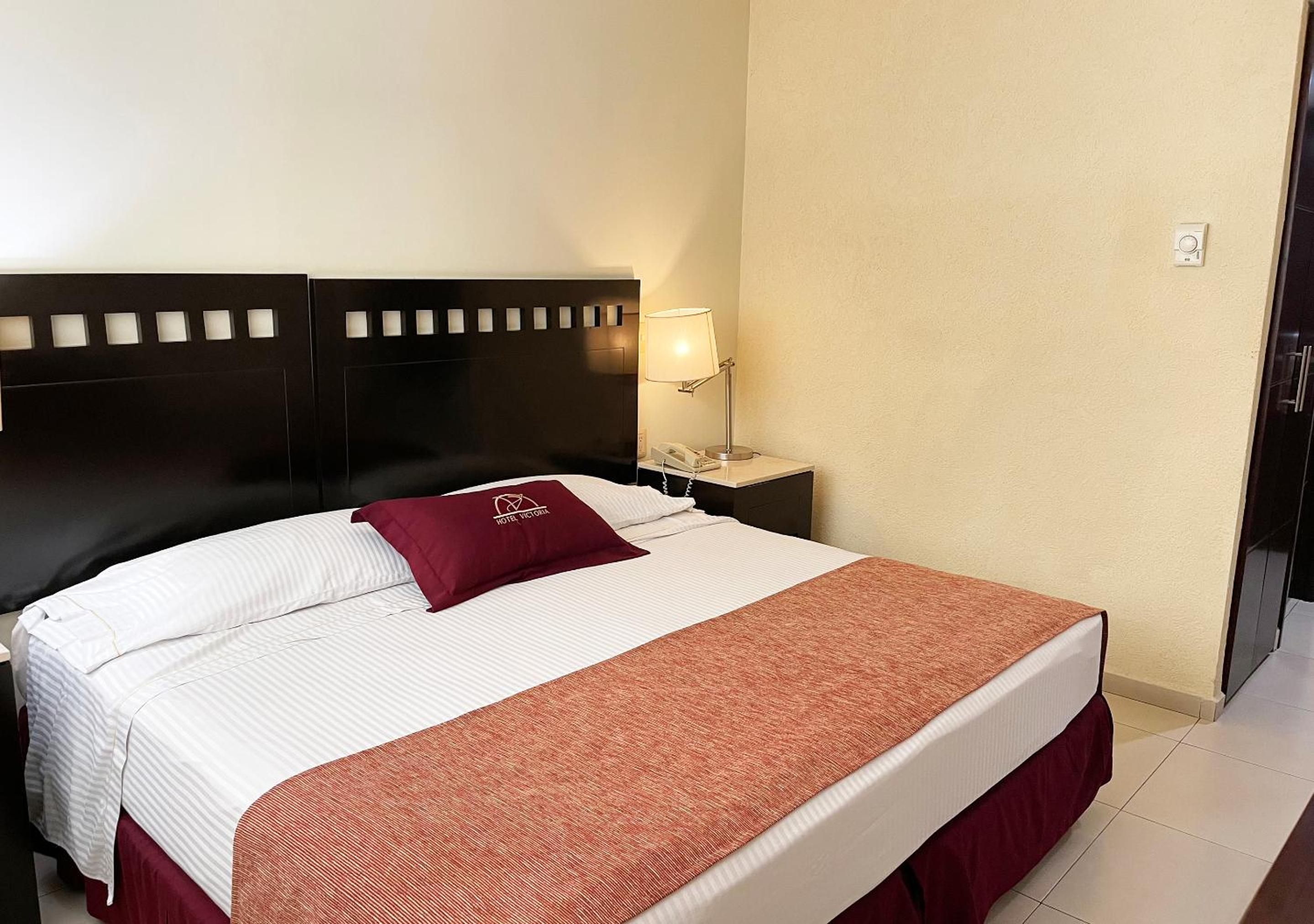 Superior King Room - Photo 1