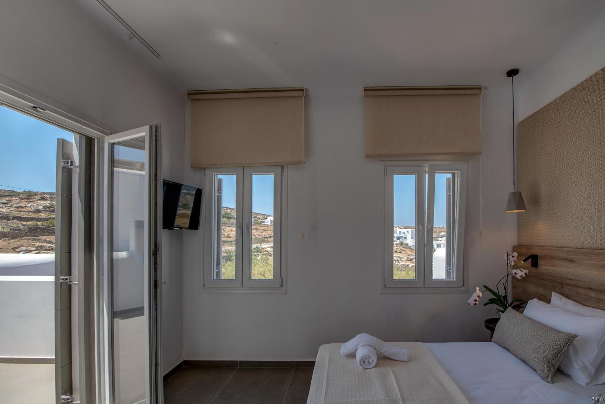 King Room with Balcony photo 2