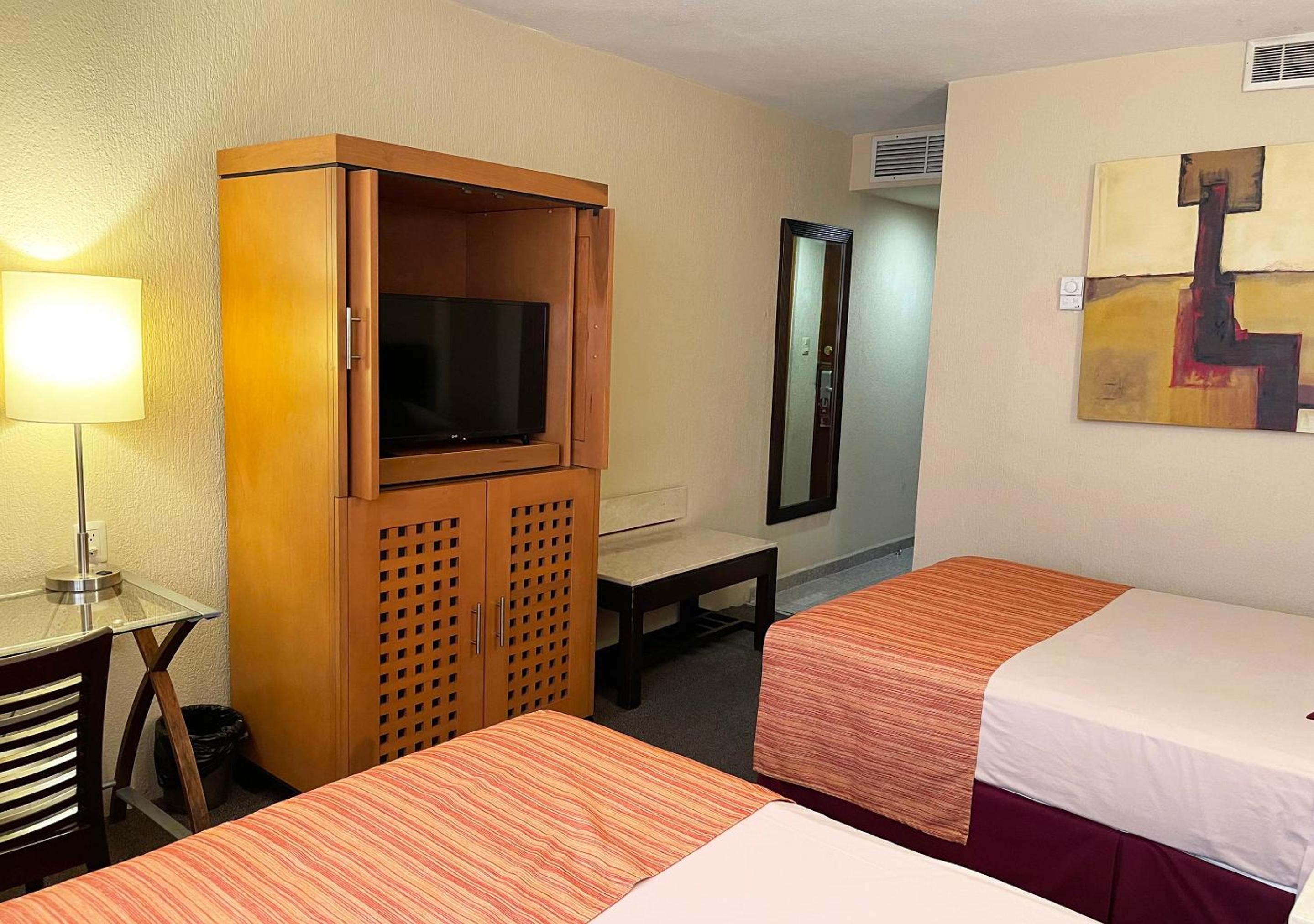 Standard Two Beds  - Photo 2