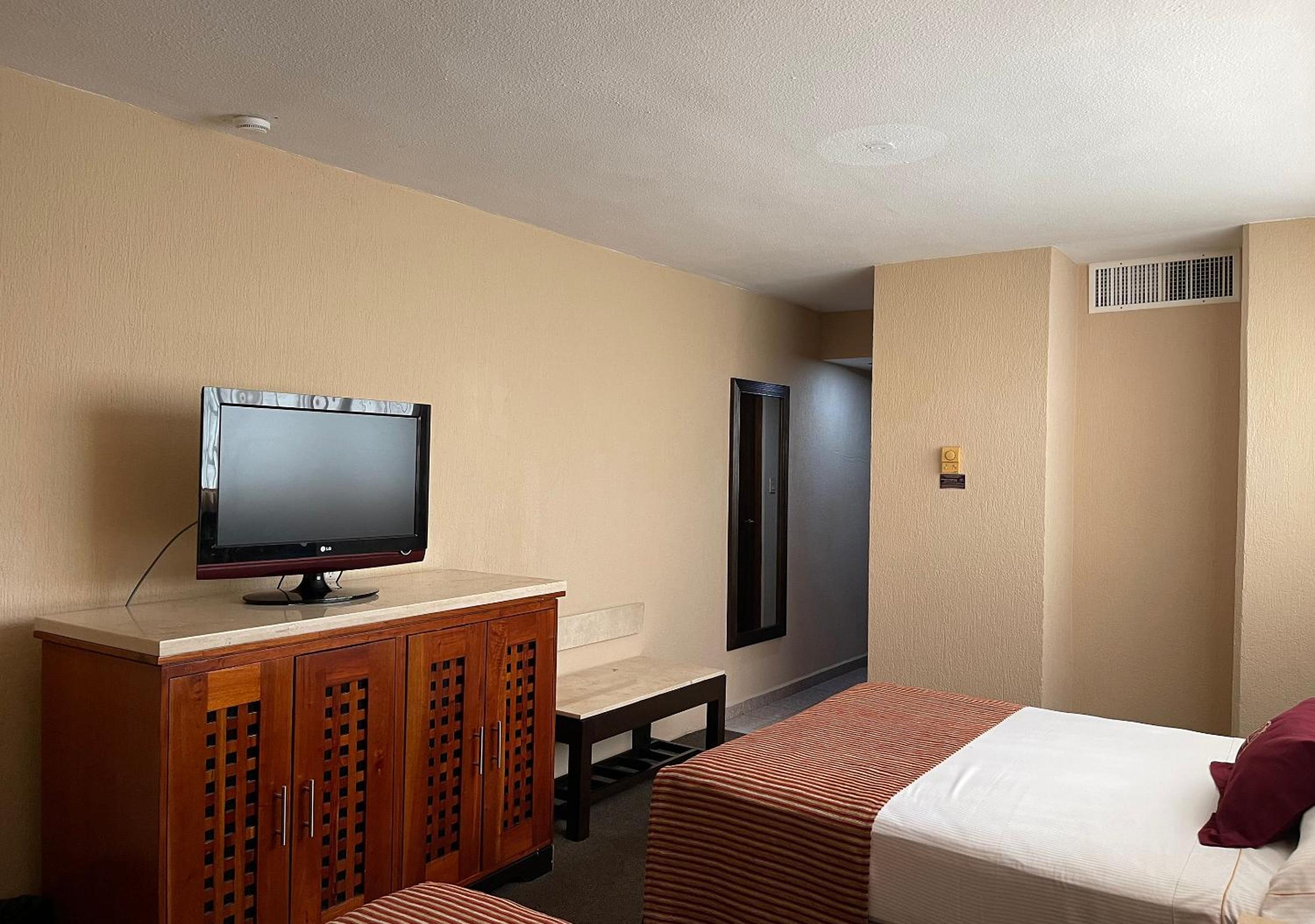 Superior Two Beds - Photo 3