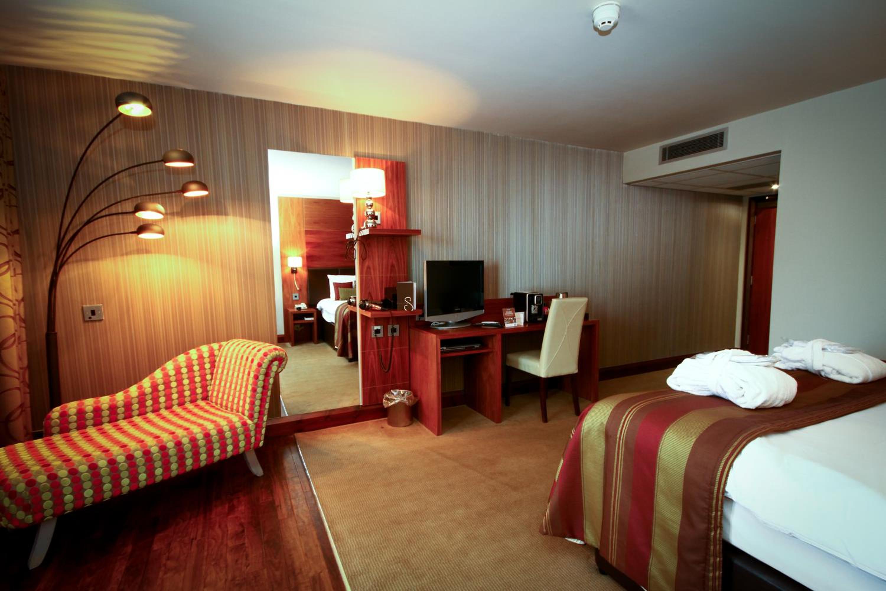 Double or Twin Room with Balcony photo 1