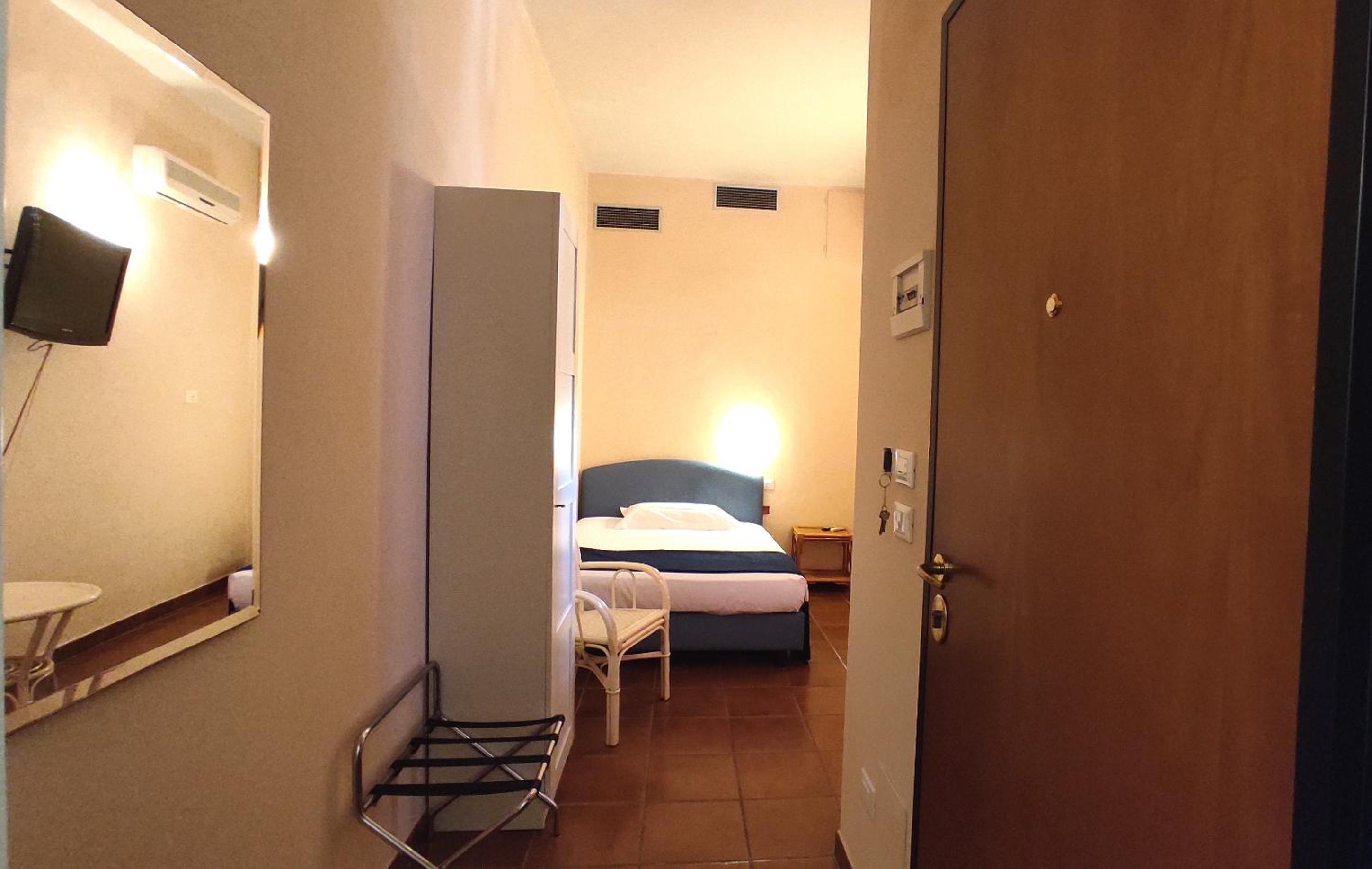 Small Comfort Double Room with Garden View photo 2