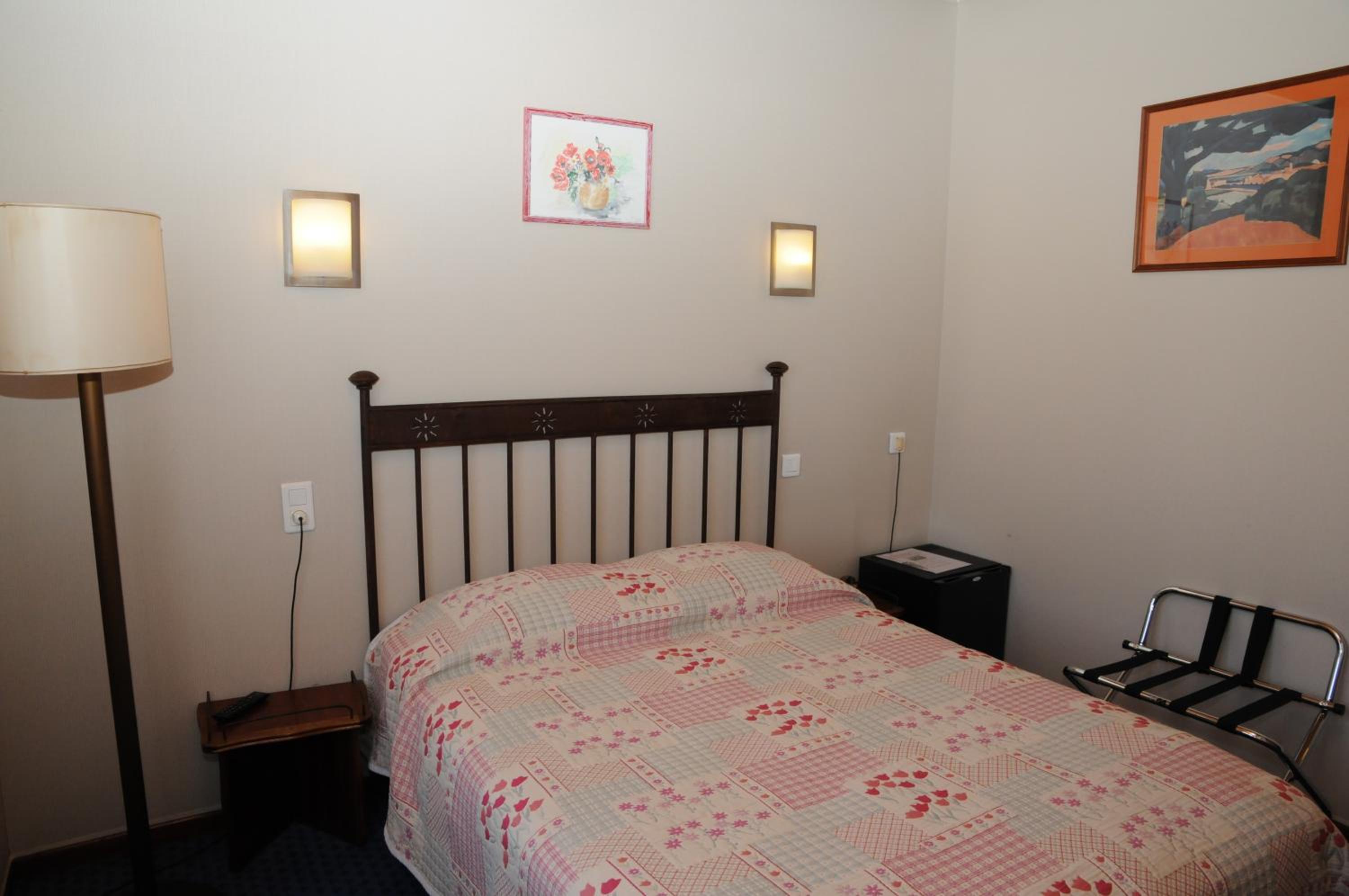Double Room with Bath photo 2