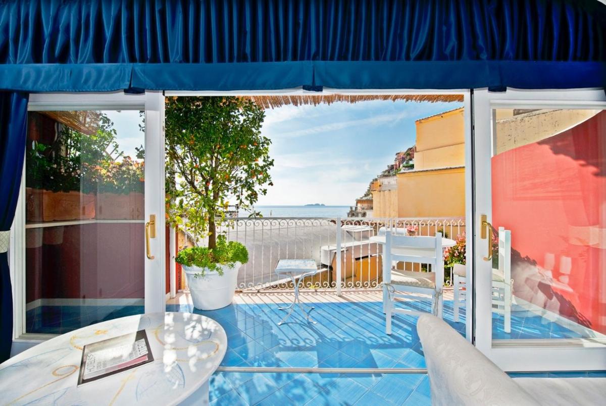 Double or Twin Room with Partial Sea View - Photo 3
