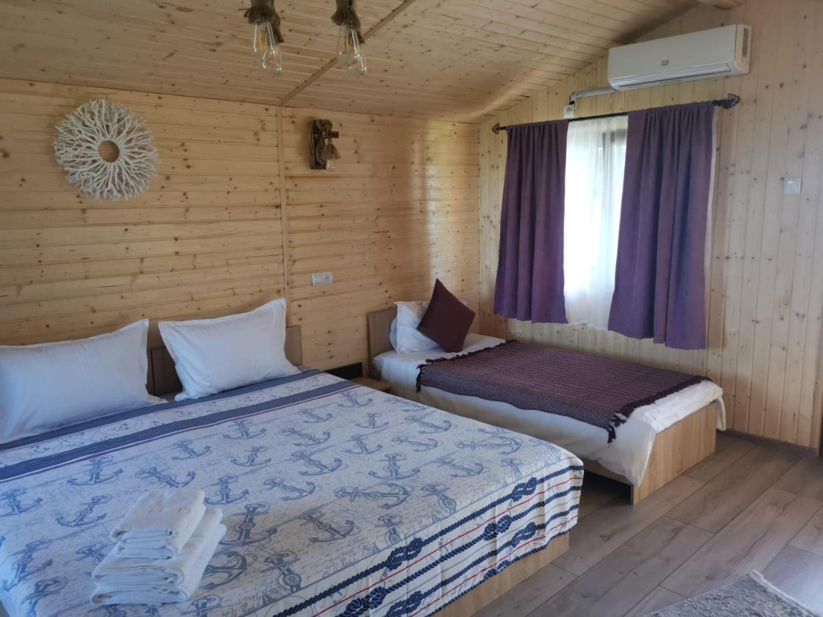 One-Bedroom House photo 3