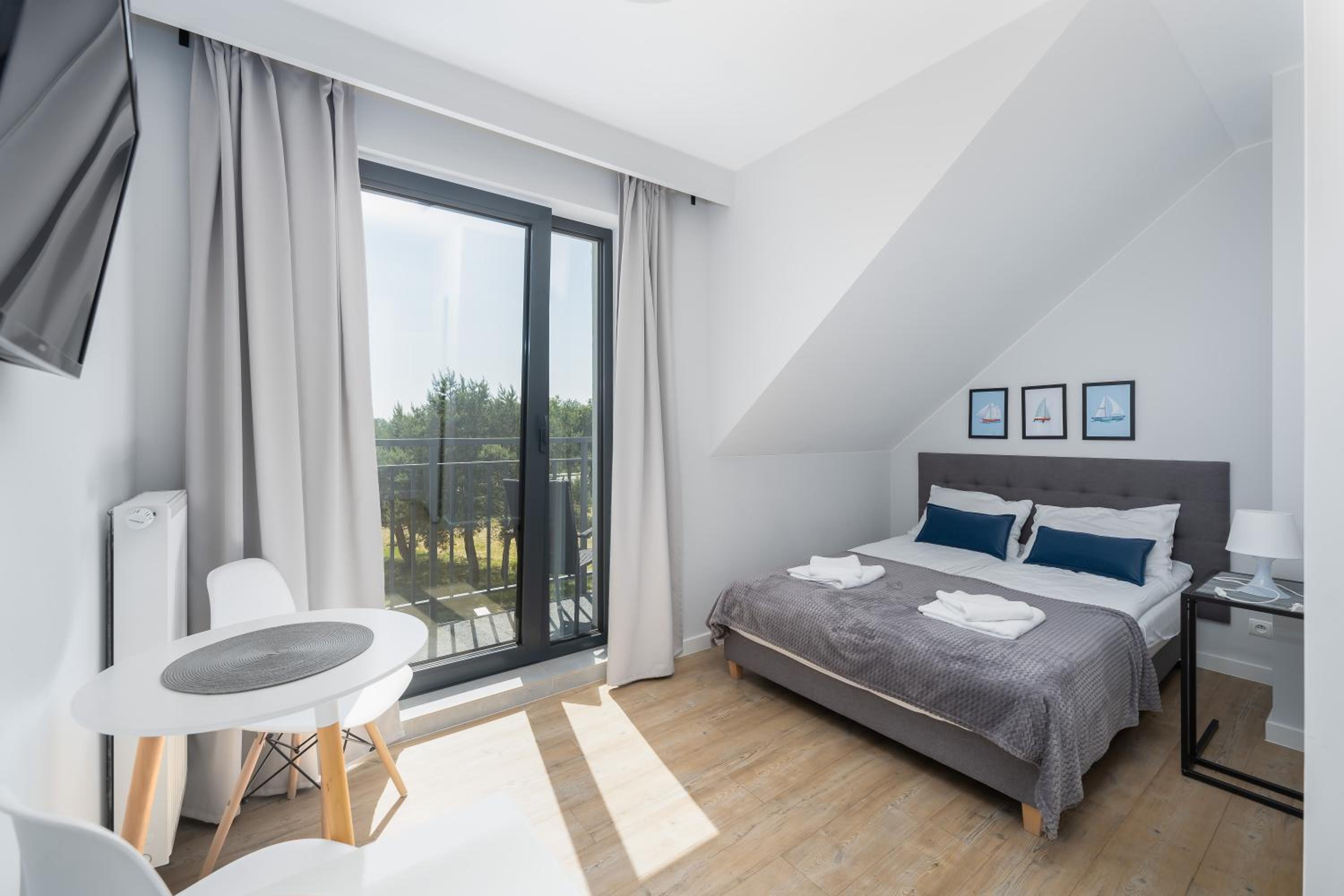 Double Room with Balcony photo 3