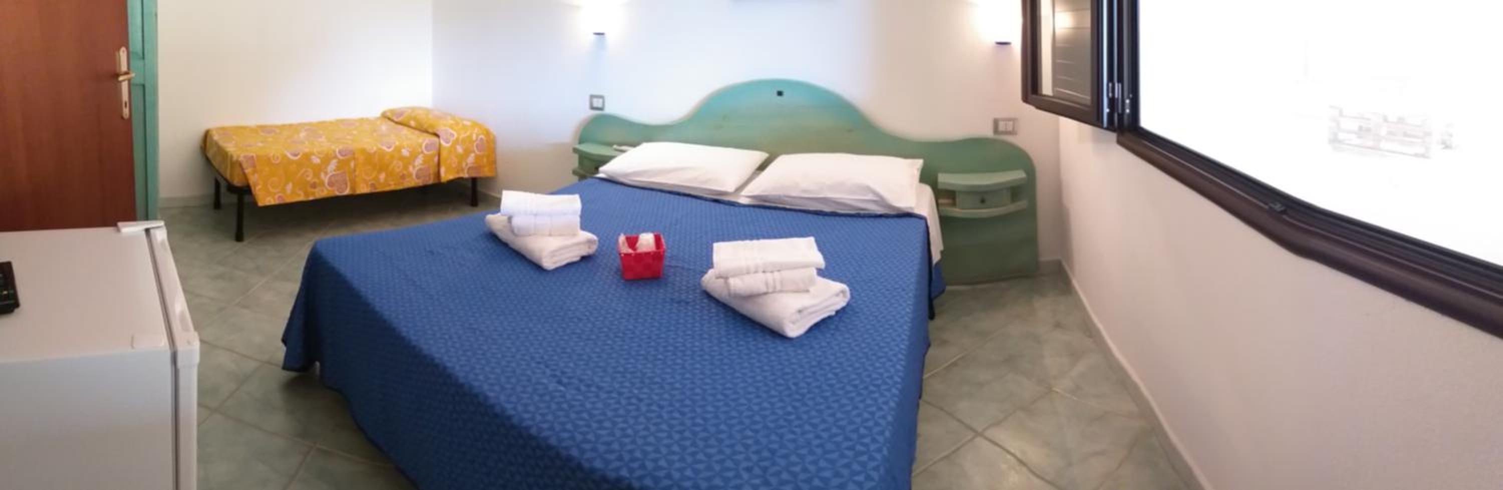 Double Room - Photo 12