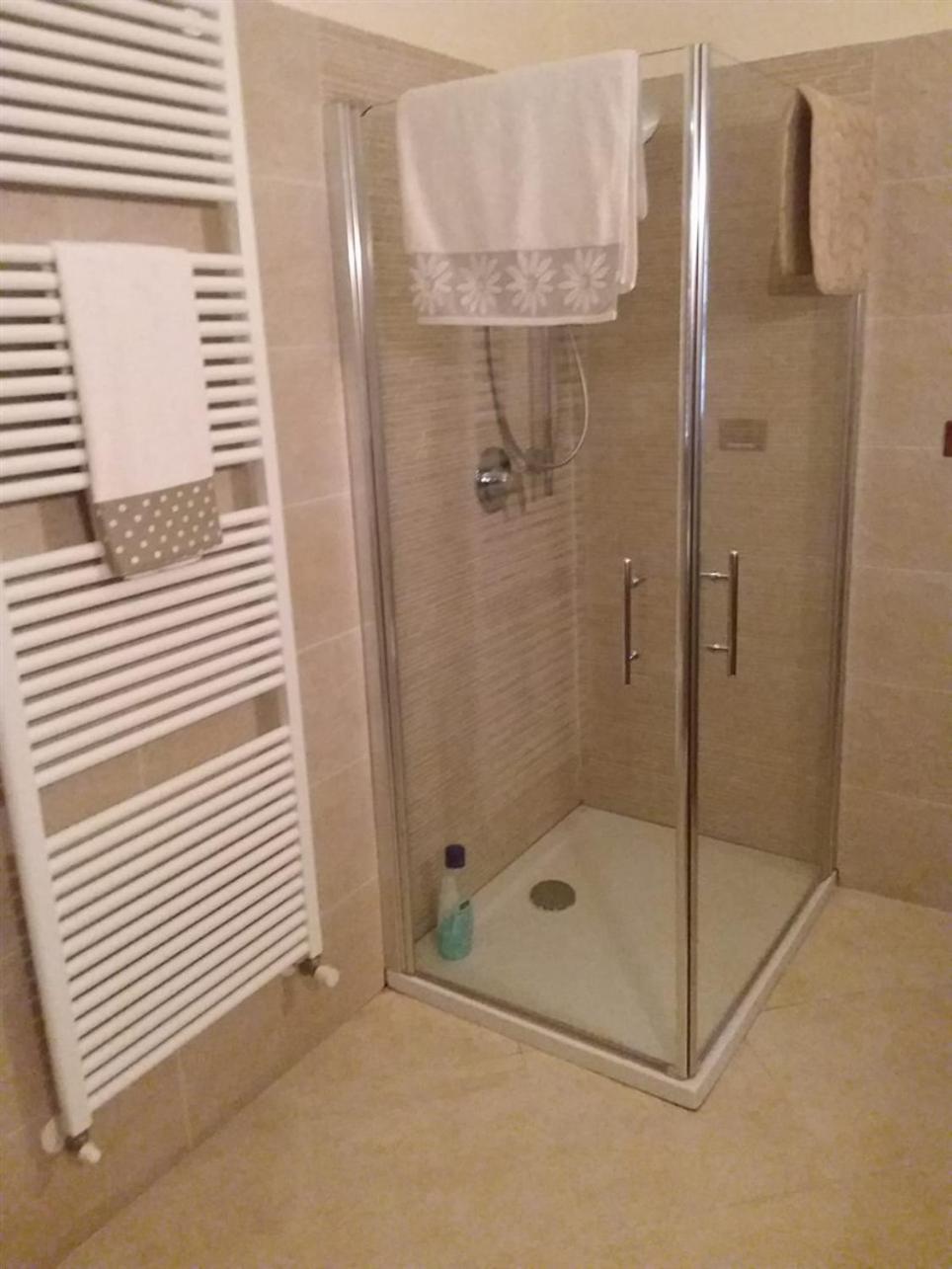 Double Room with Private External Bathroom photo 2