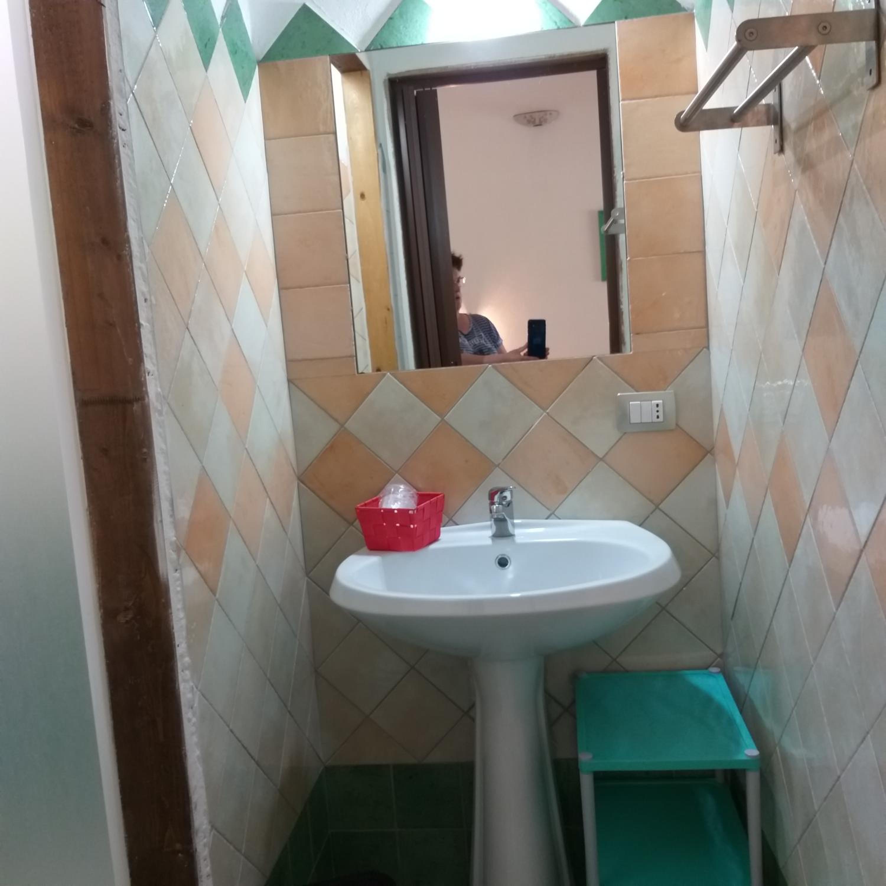 Double Room - Photo 17