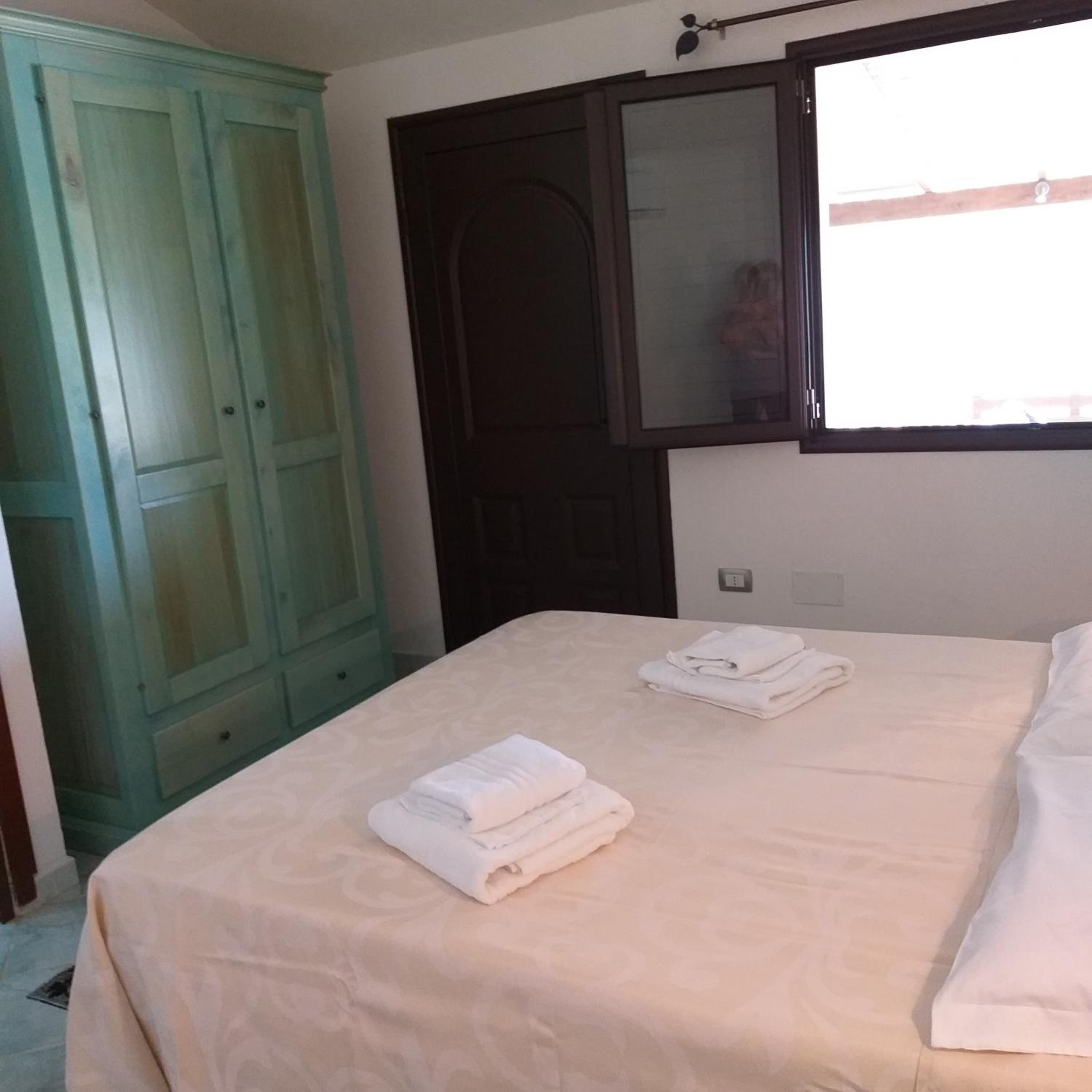 Double Room - Photo 9