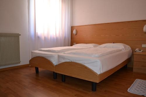 Economy Double or Twin Room photo 1