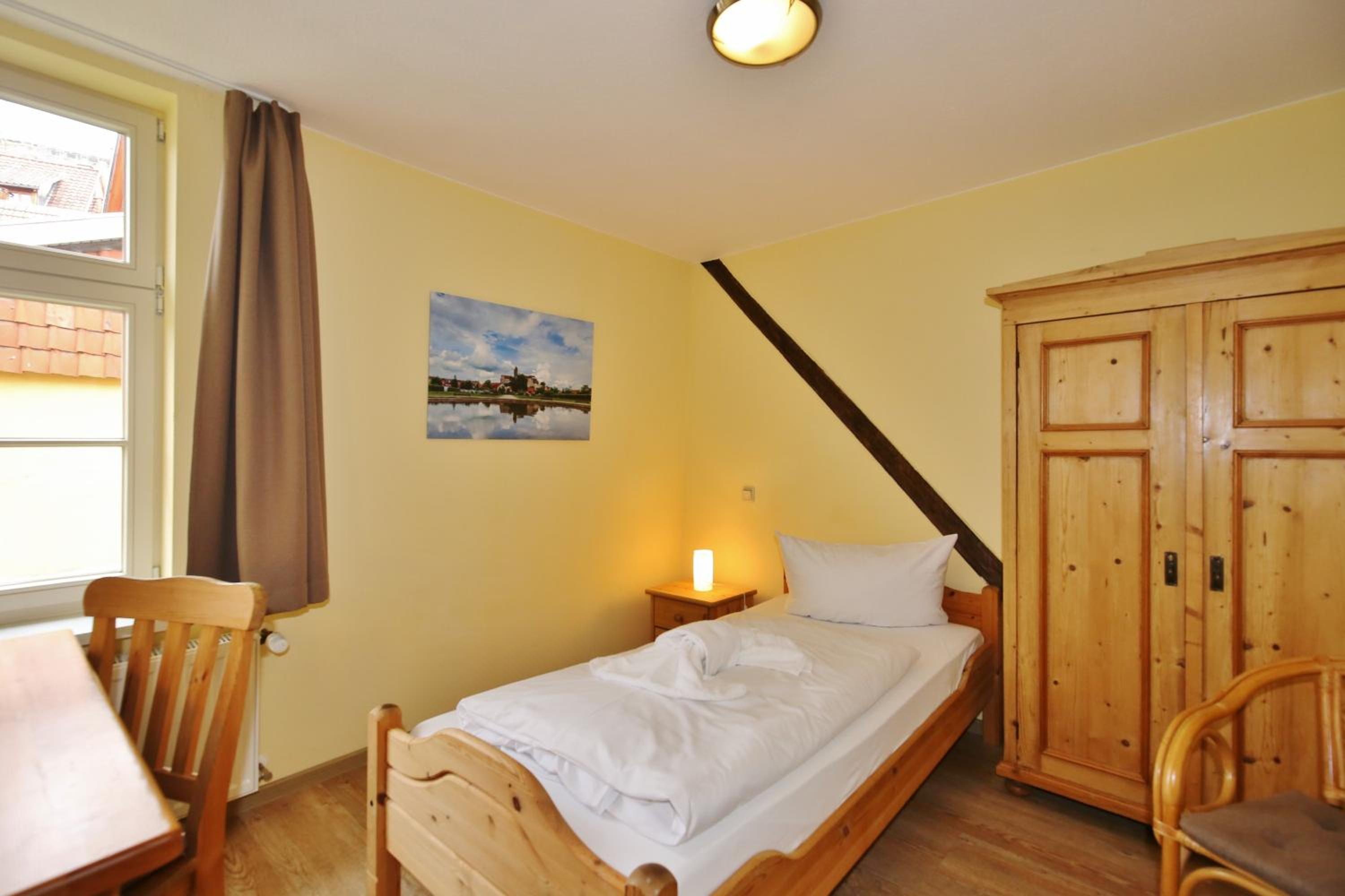 Single Room photo 3