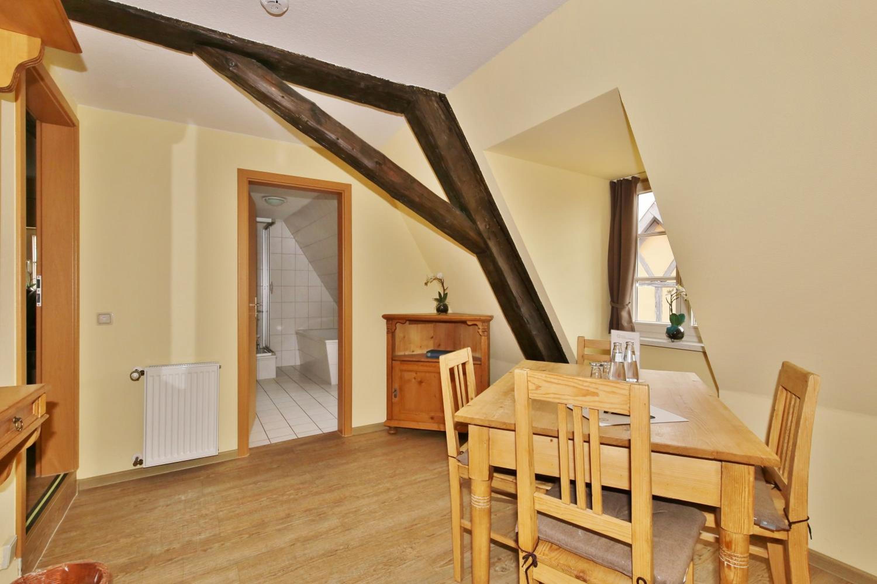 Maisonette photo 2