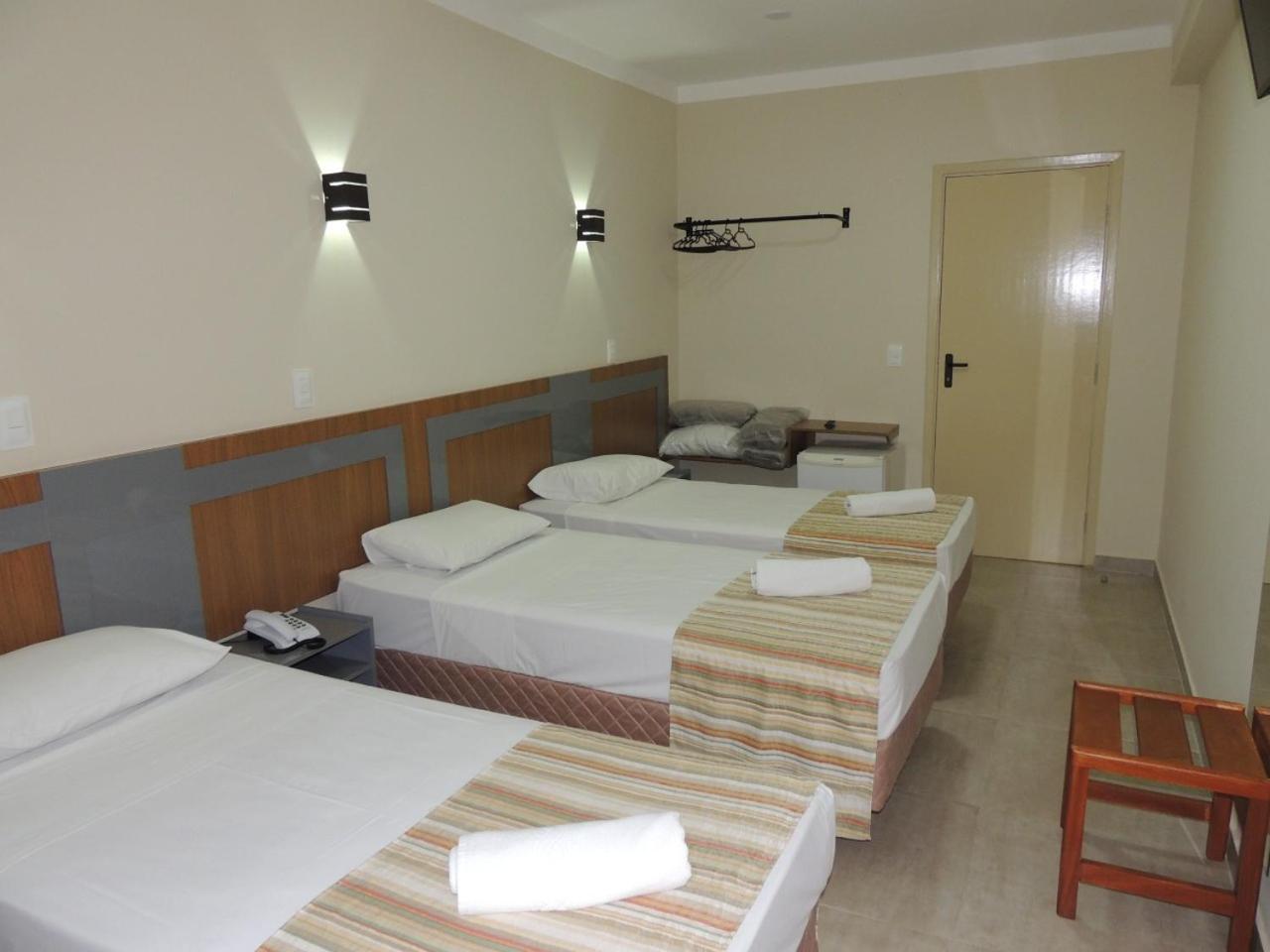 Deluxe Family Room photo 2