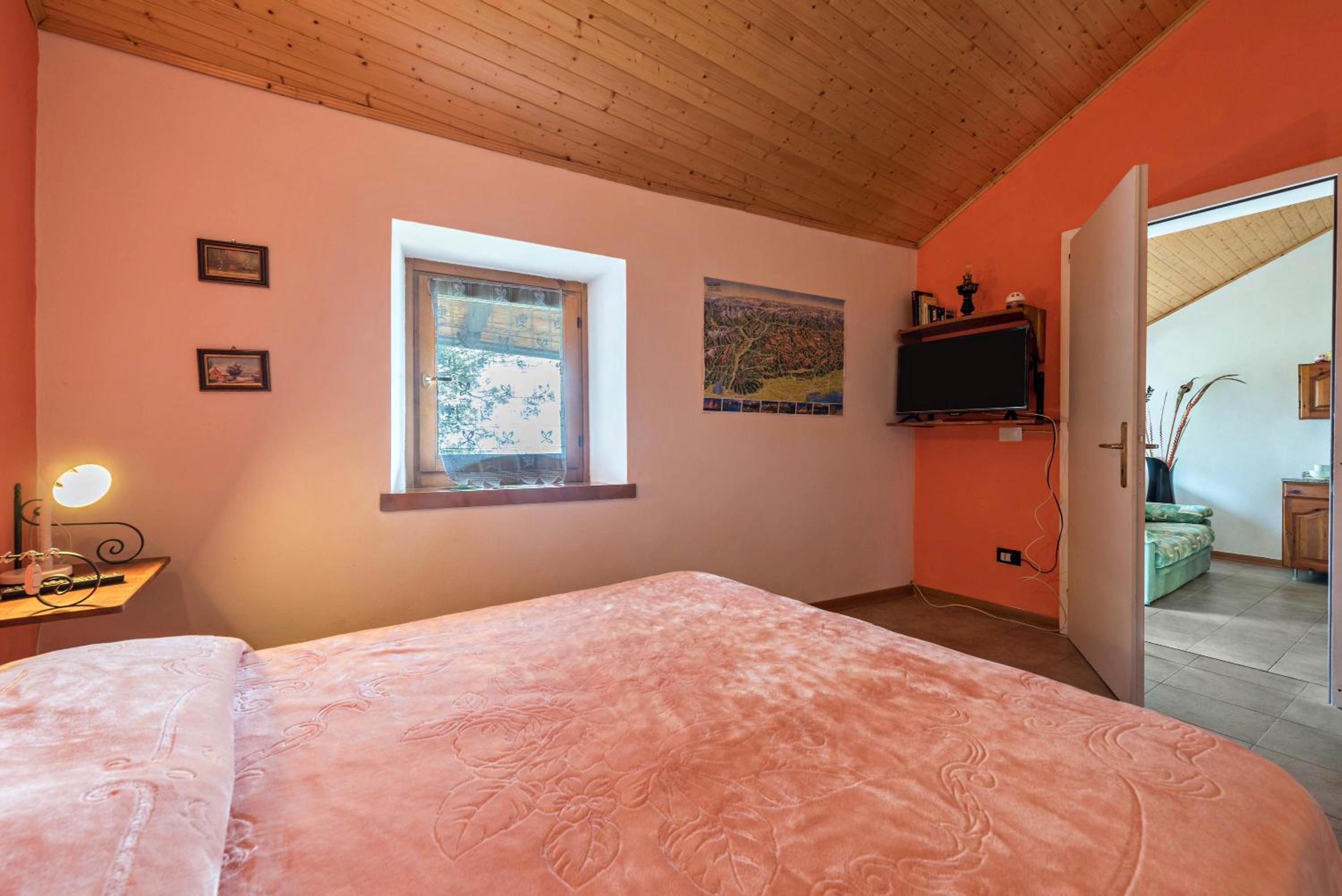 Superior One-Bedroom Apartment with Balcony - Photo 17
