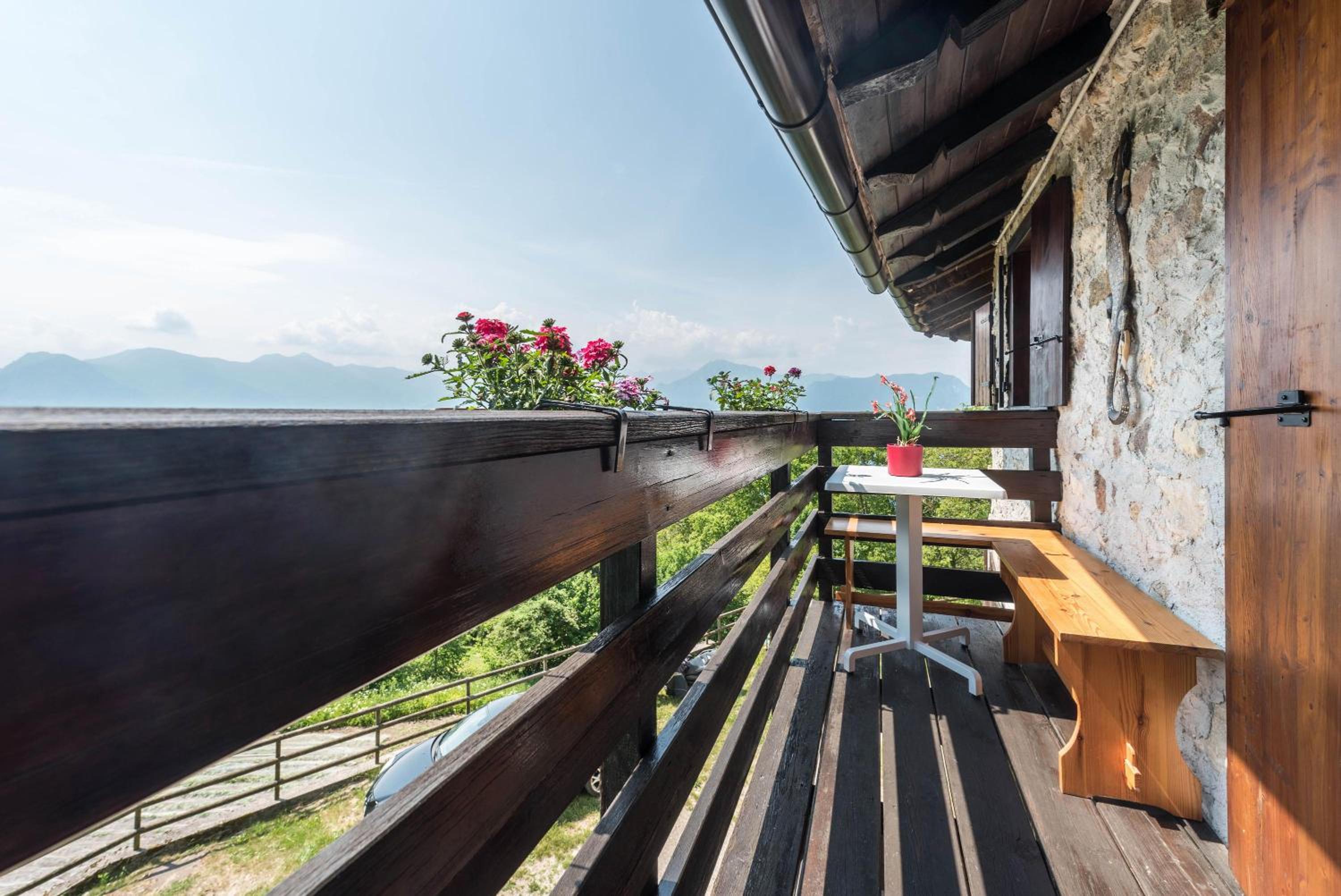 Superior One-Bedroom Apartment with Balcony - Photo 13