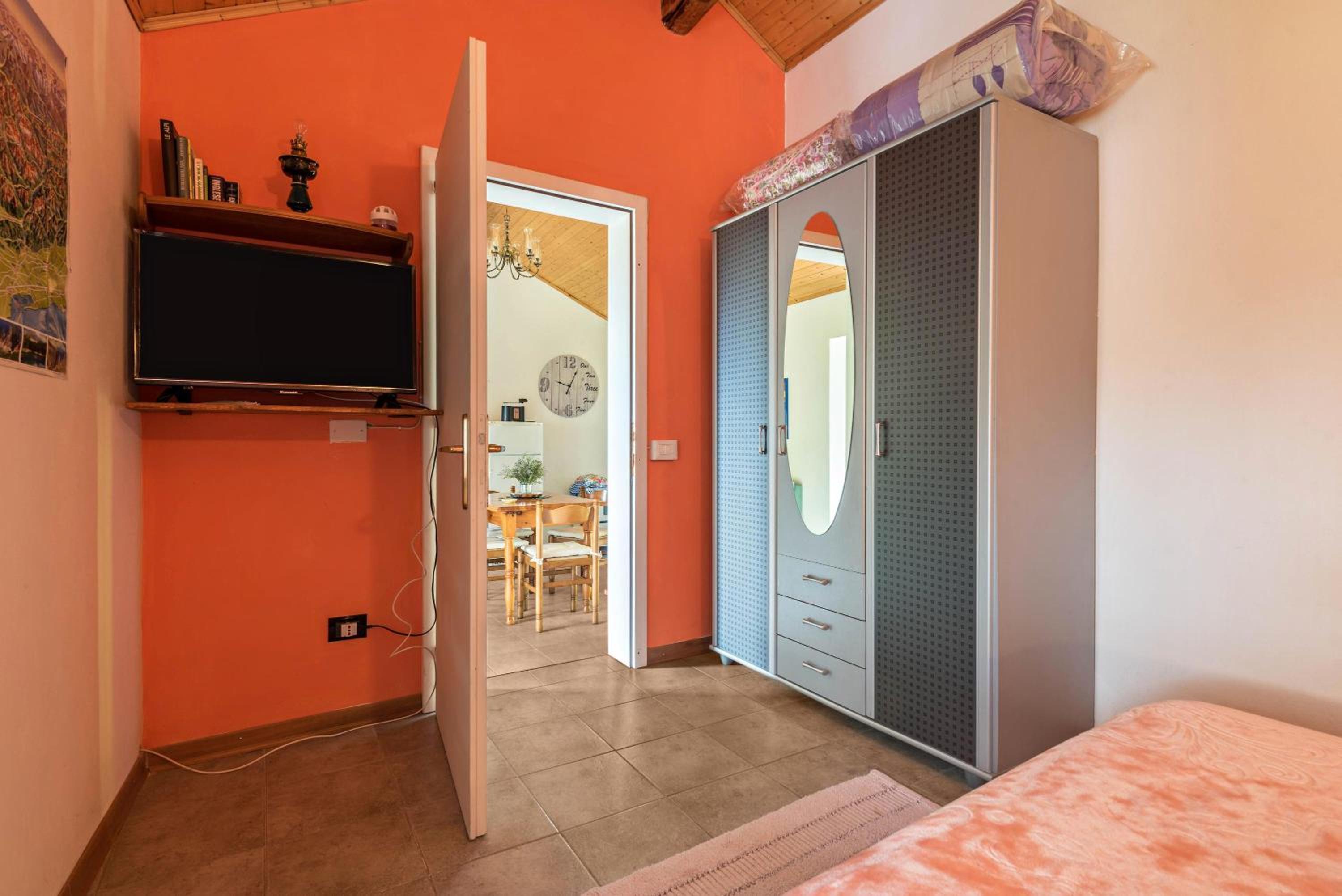 Superior One-Bedroom Apartment with Balcony - Photo 18